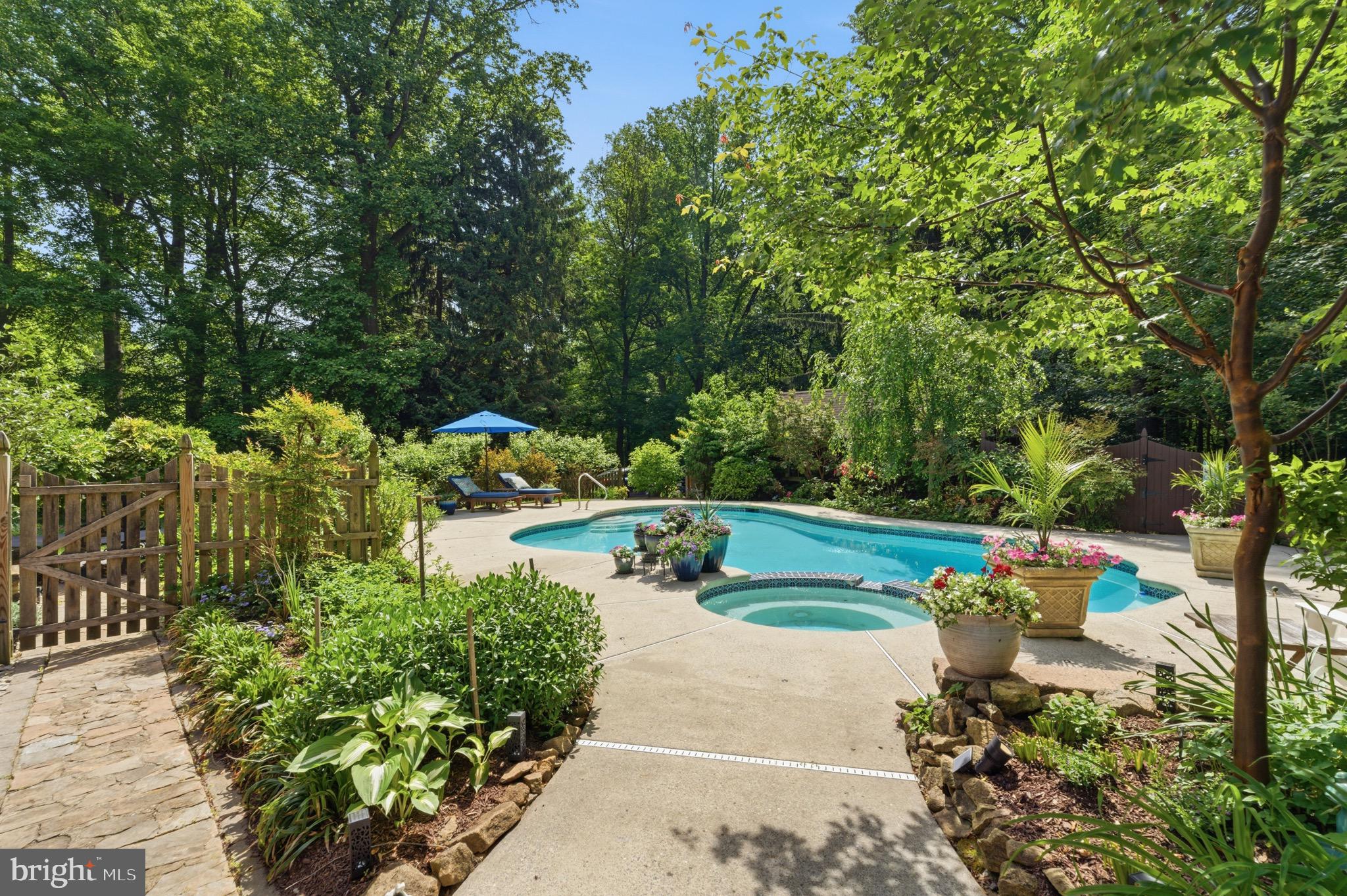 OAKBOURNE PARK - Residential
