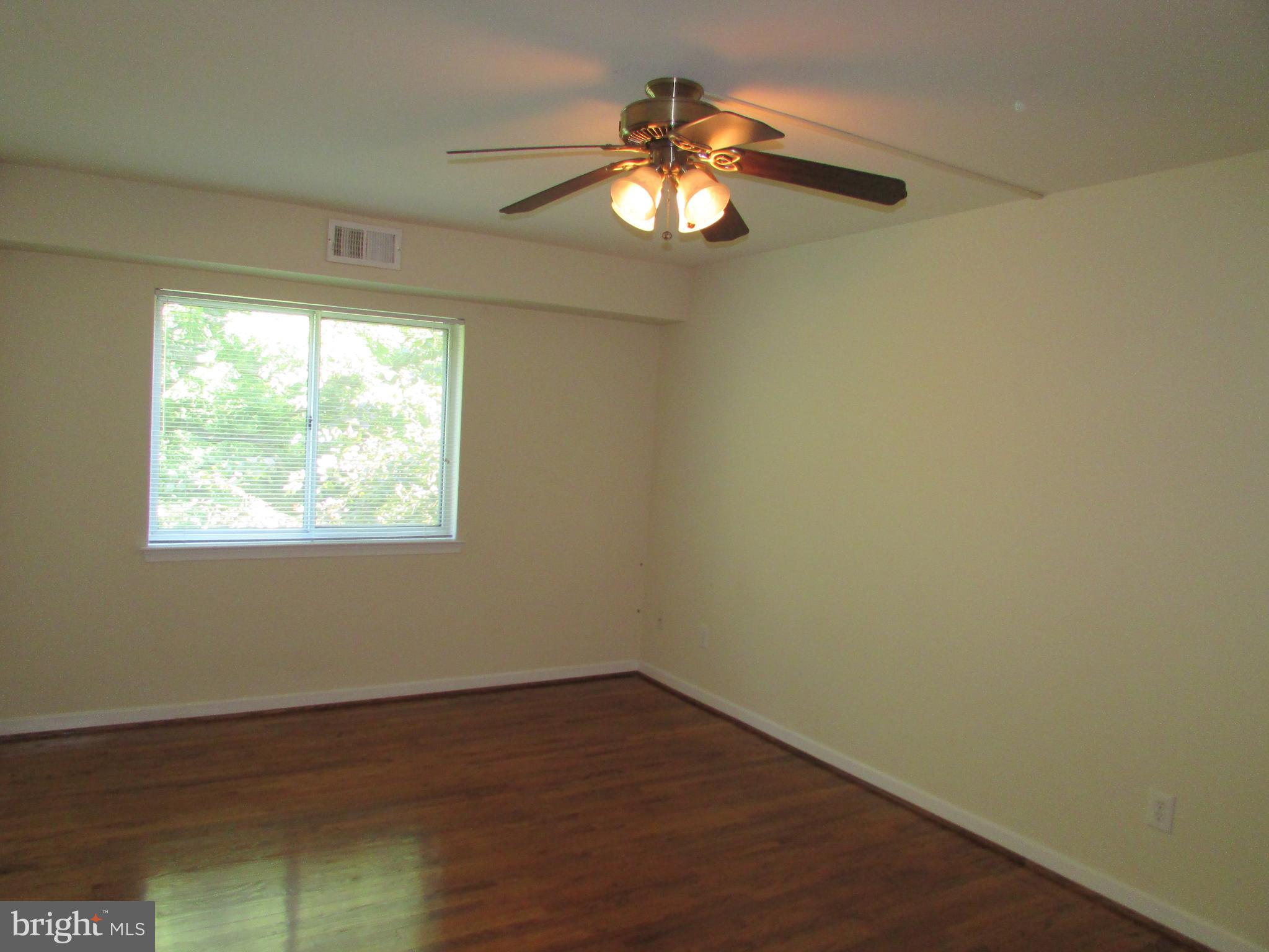 WESTWOOD COMMONS - Residential Lease