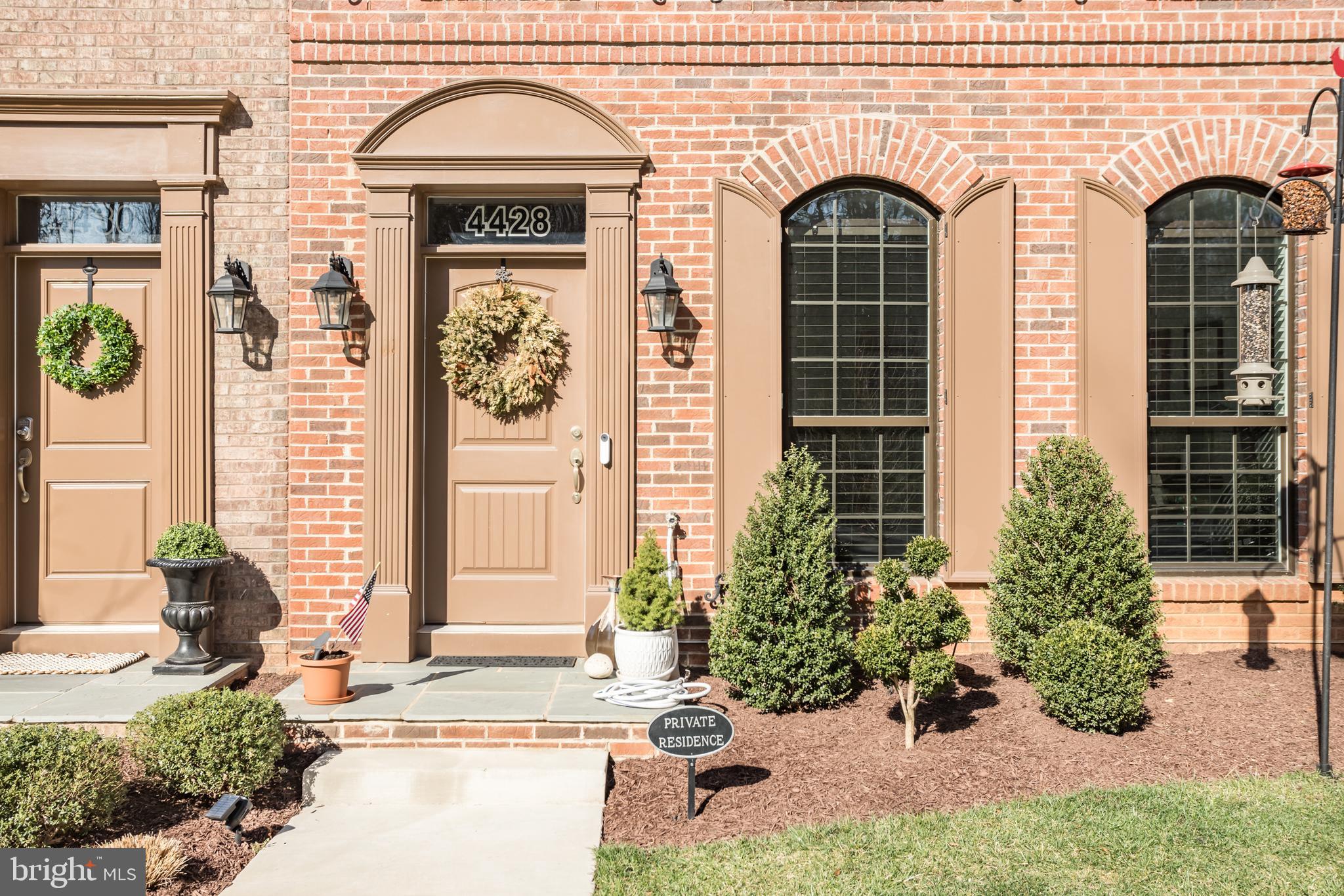 4428 FAIR LAKES COURT