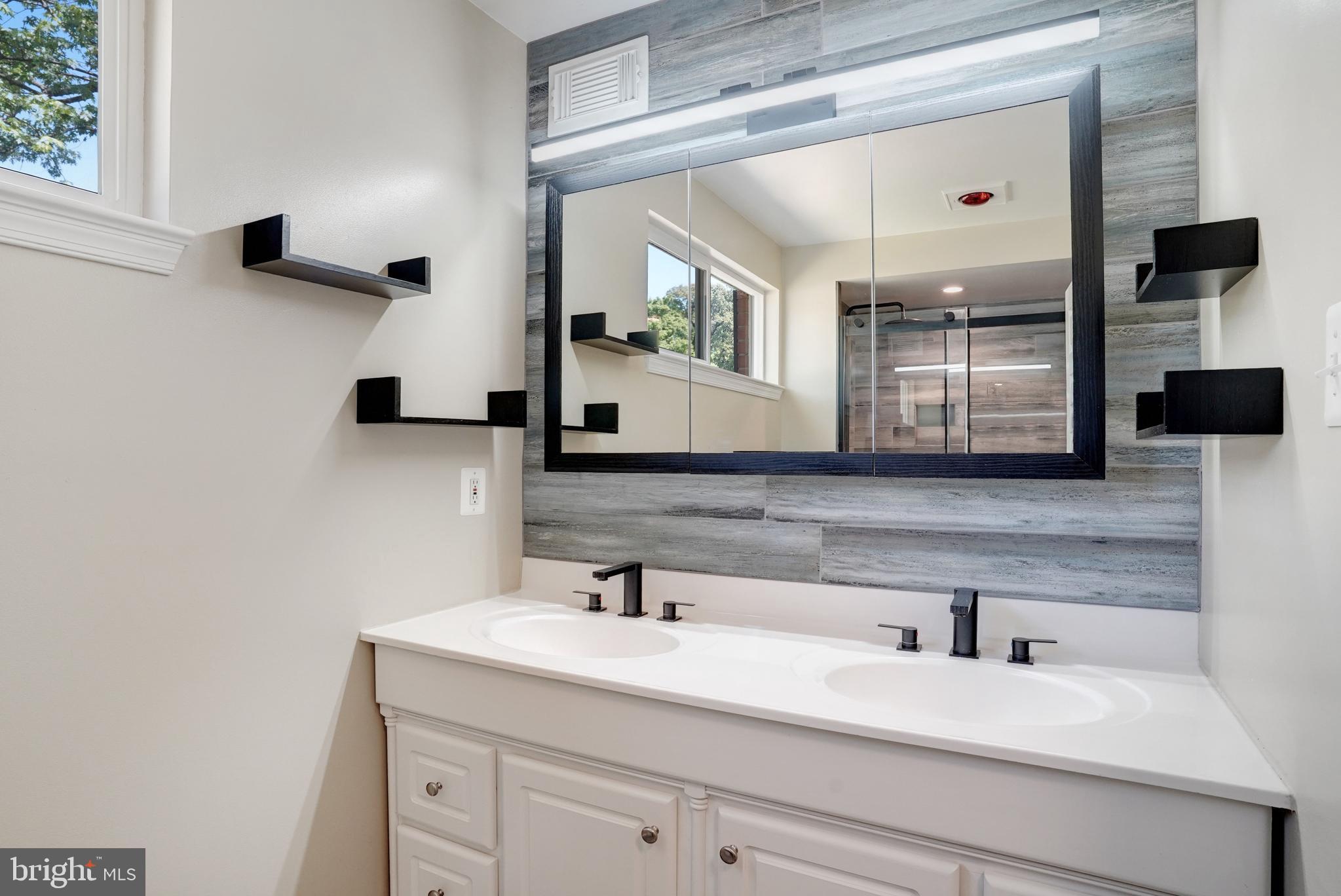 KINGS PARK - Residential