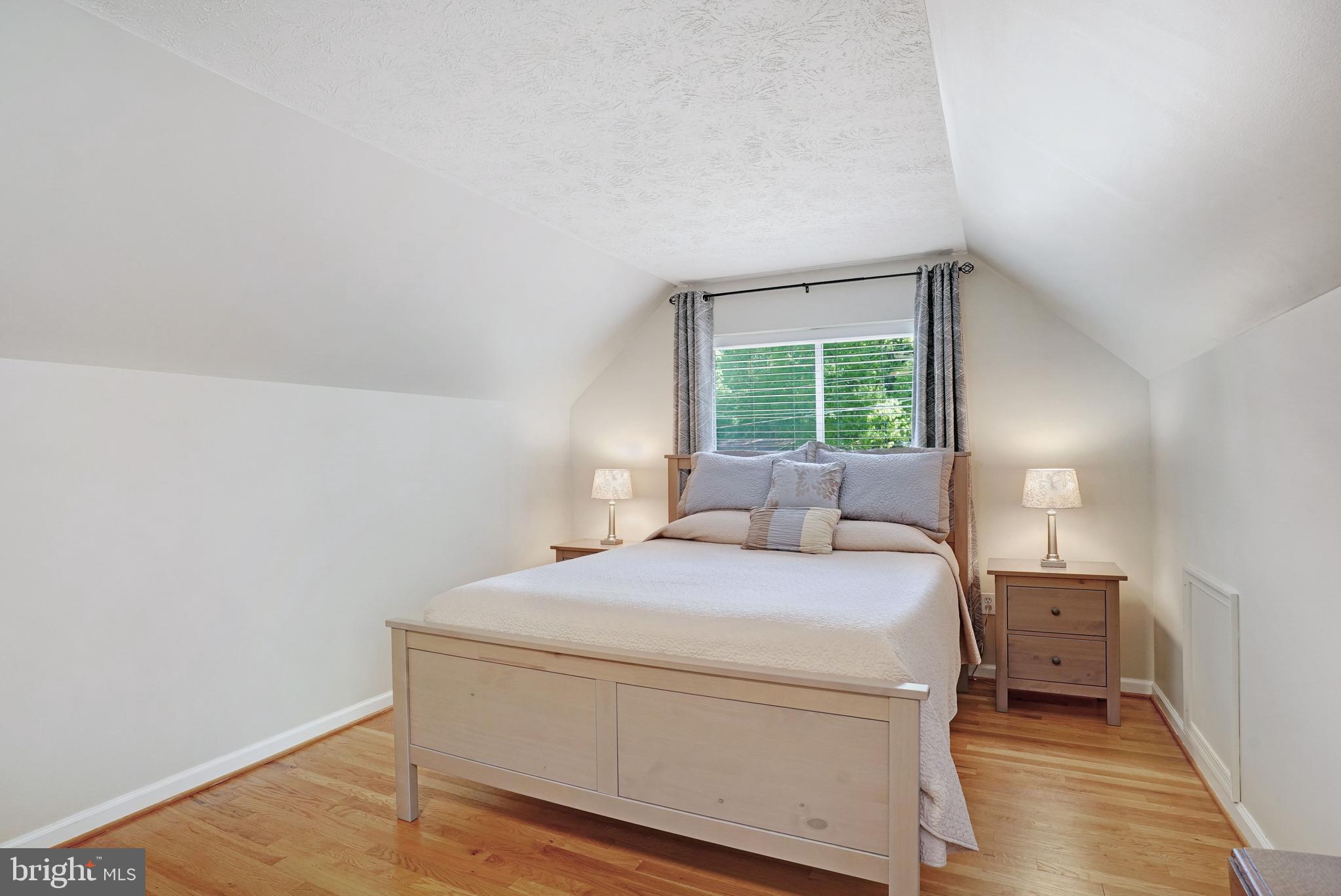 KINGS PARK - Residential