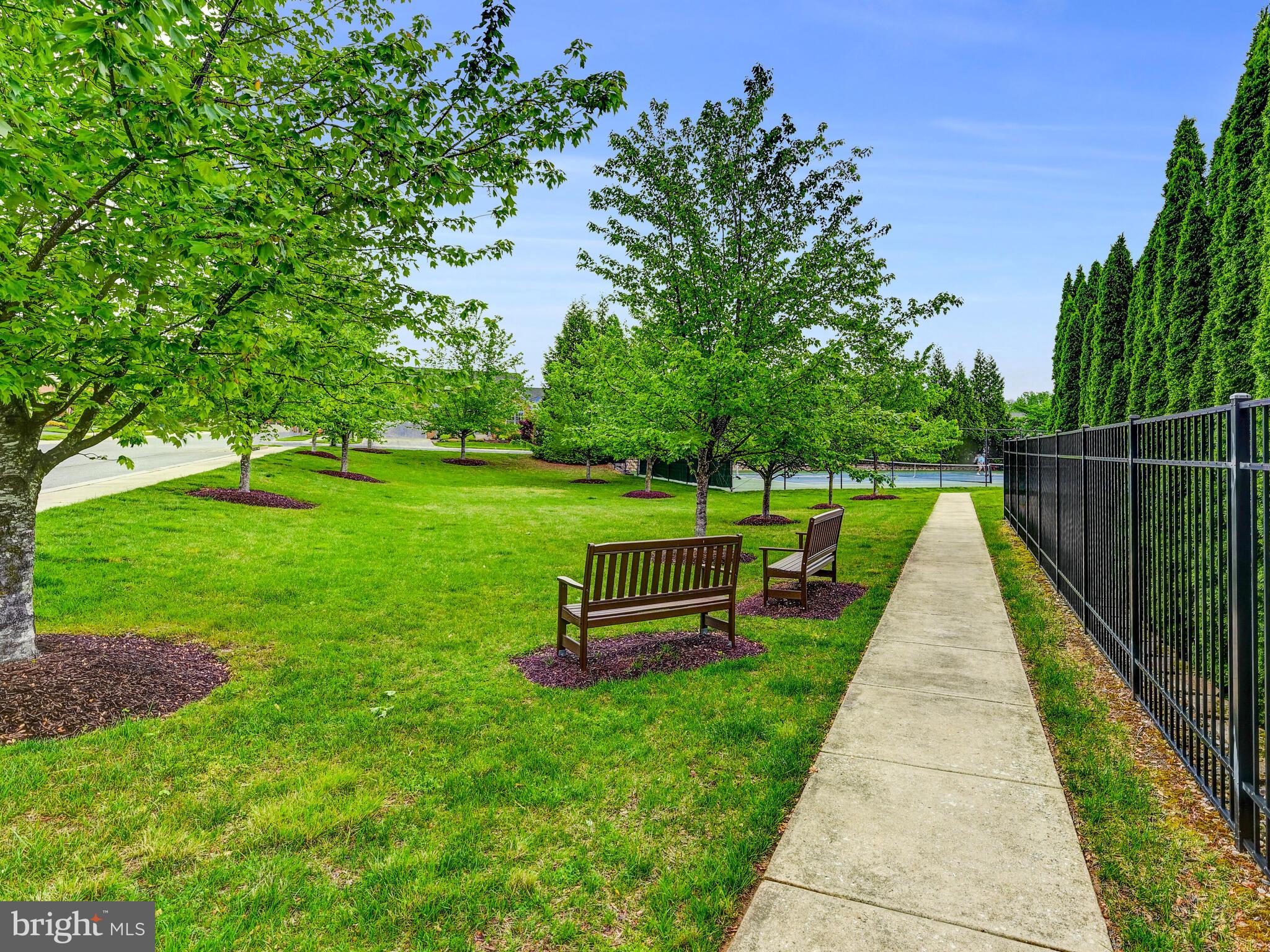 ELLICOTT MEADOWS - Residential