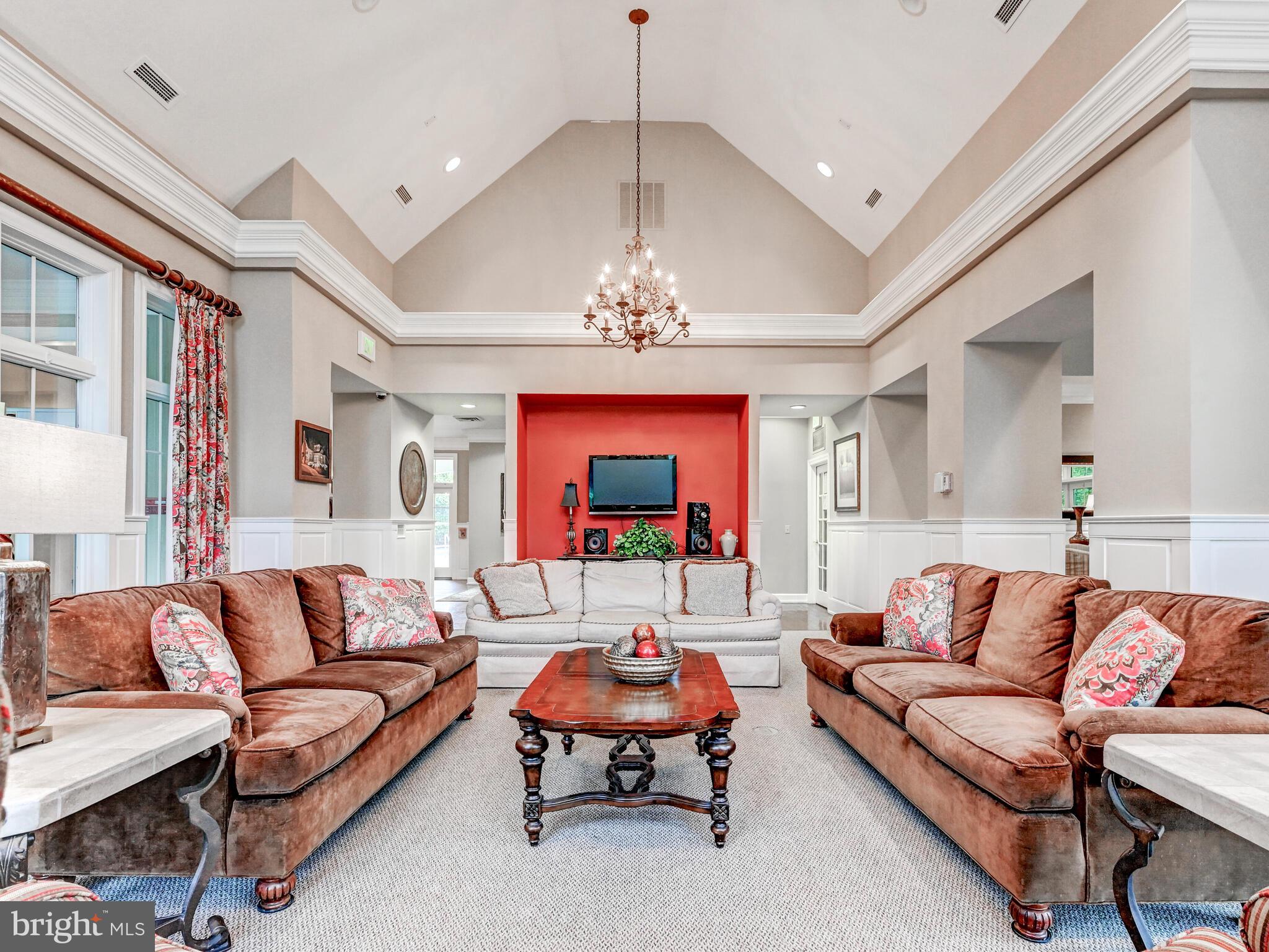 ELLICOTT MEADOWS - Residential