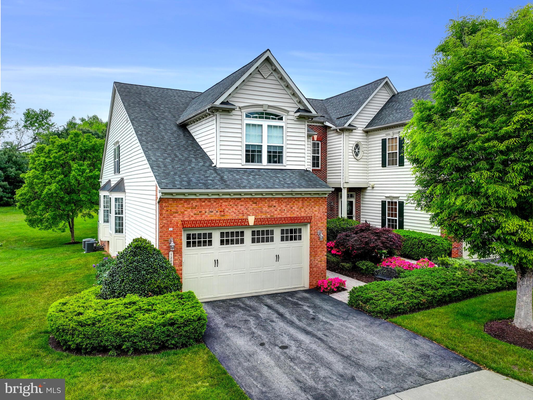 ELLICOTT MEADOWS - Residential