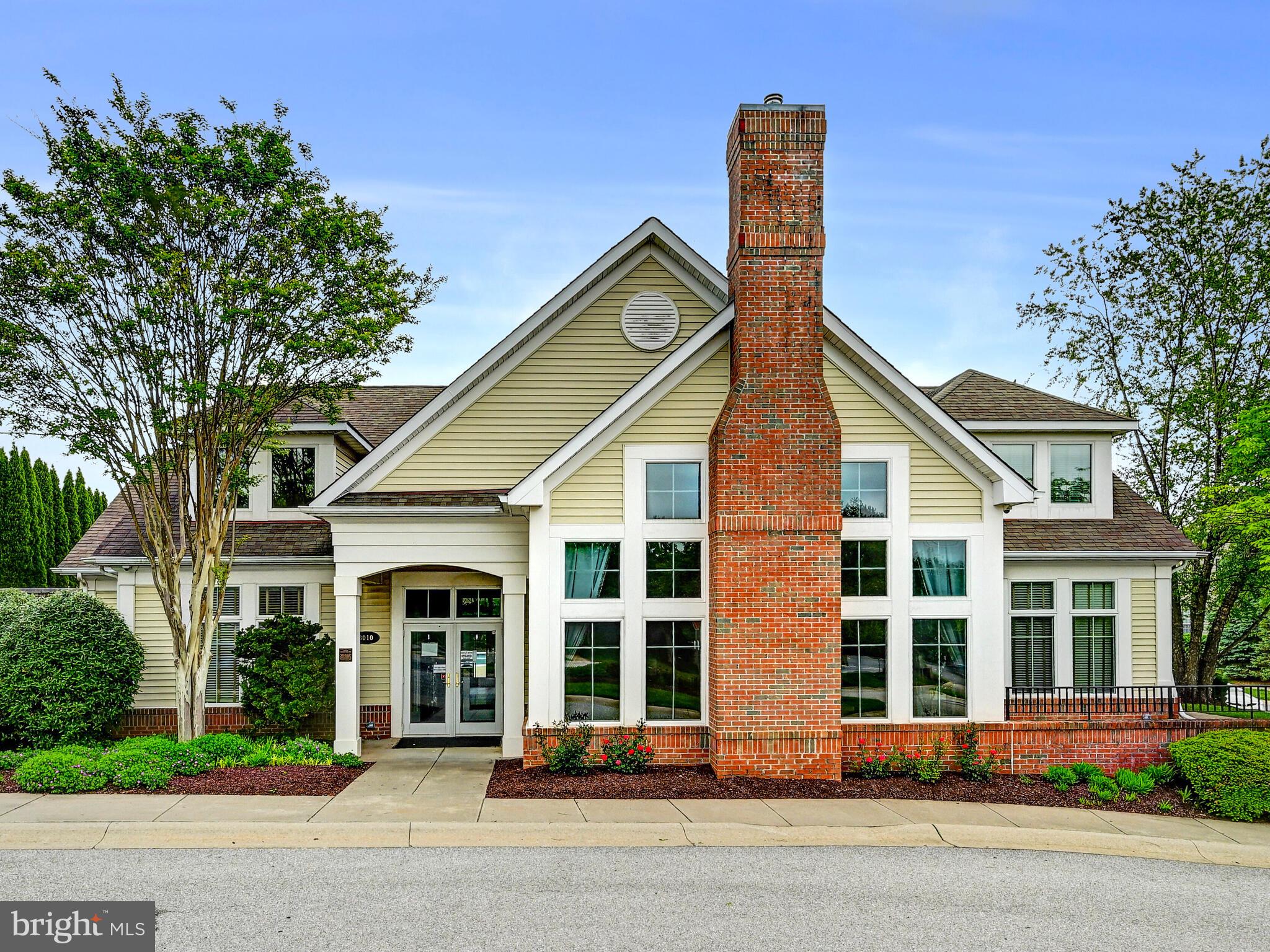 ELLICOTT MEADOWS - Residential