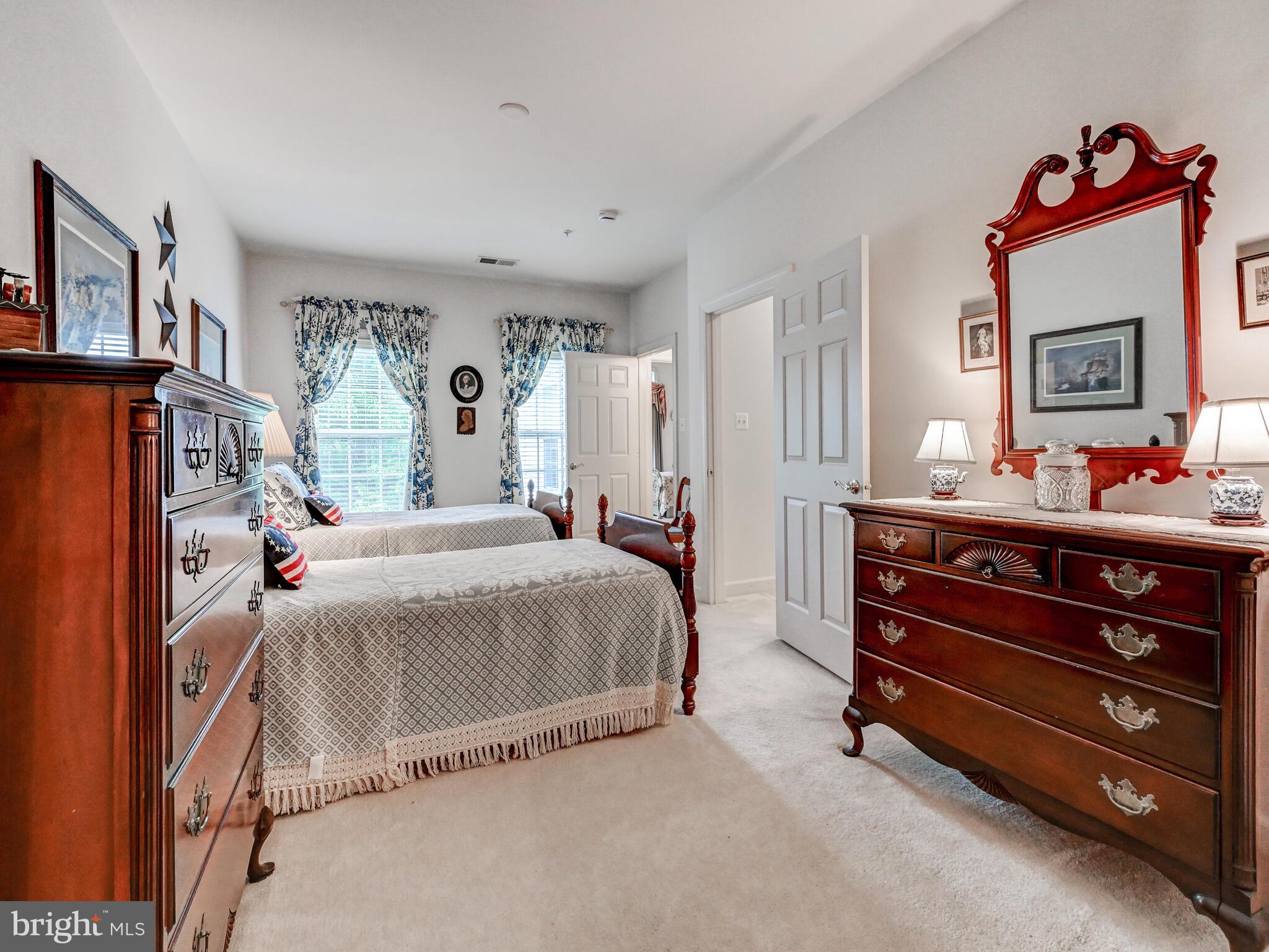 ELLICOTT MEADOWS - Residential