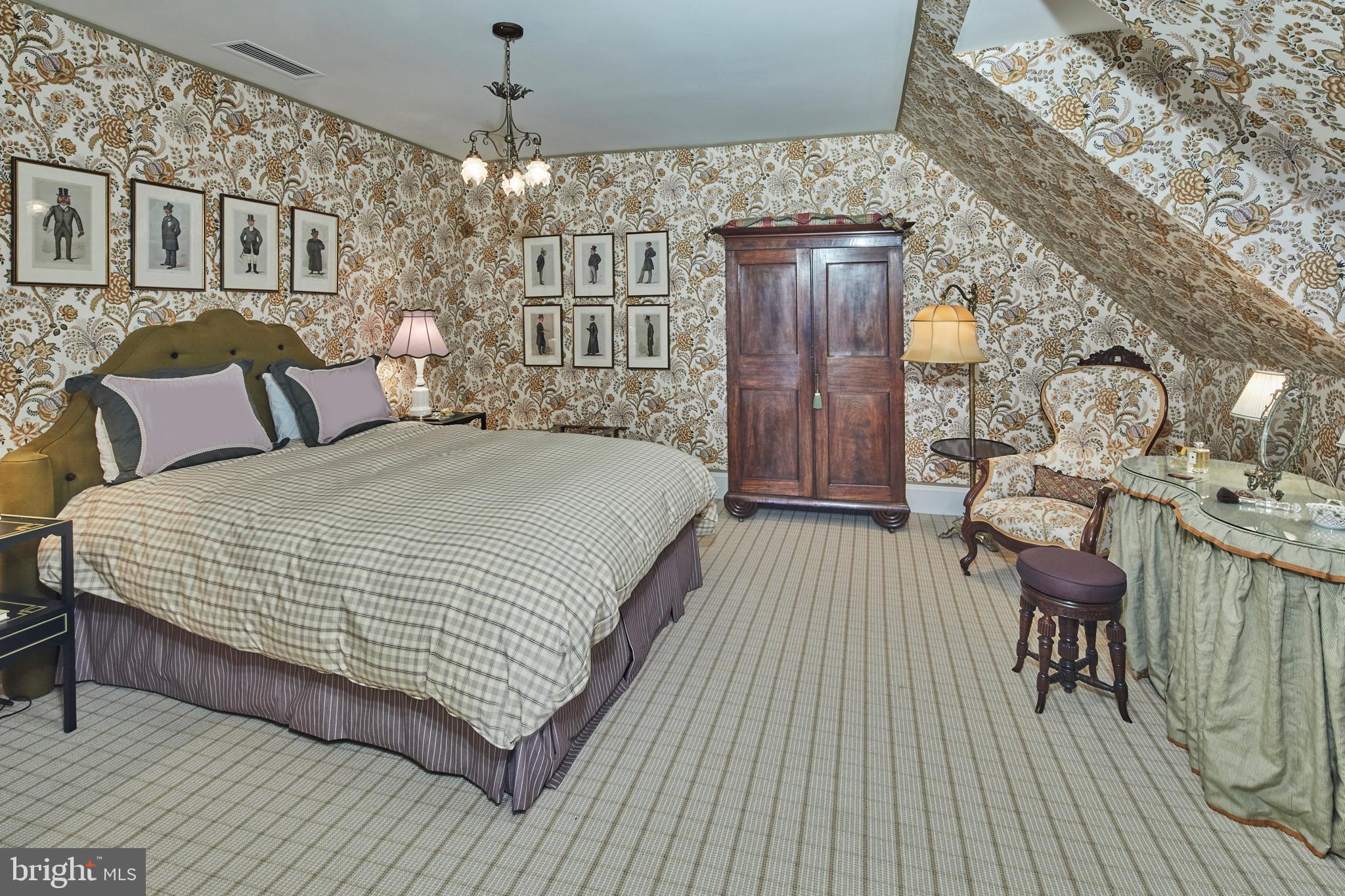 ROCKFORD PARK - Residential