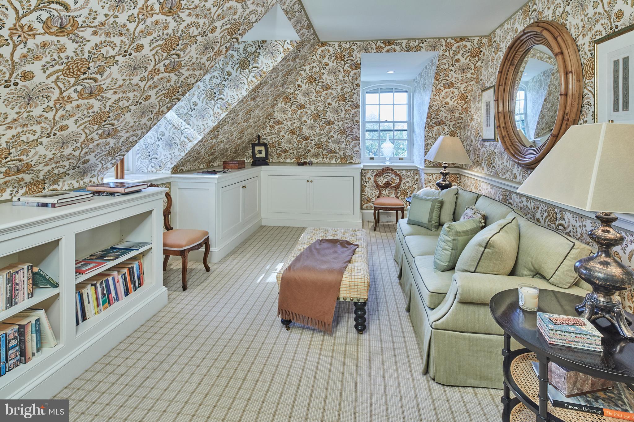 ROCKFORD PARK - Residential