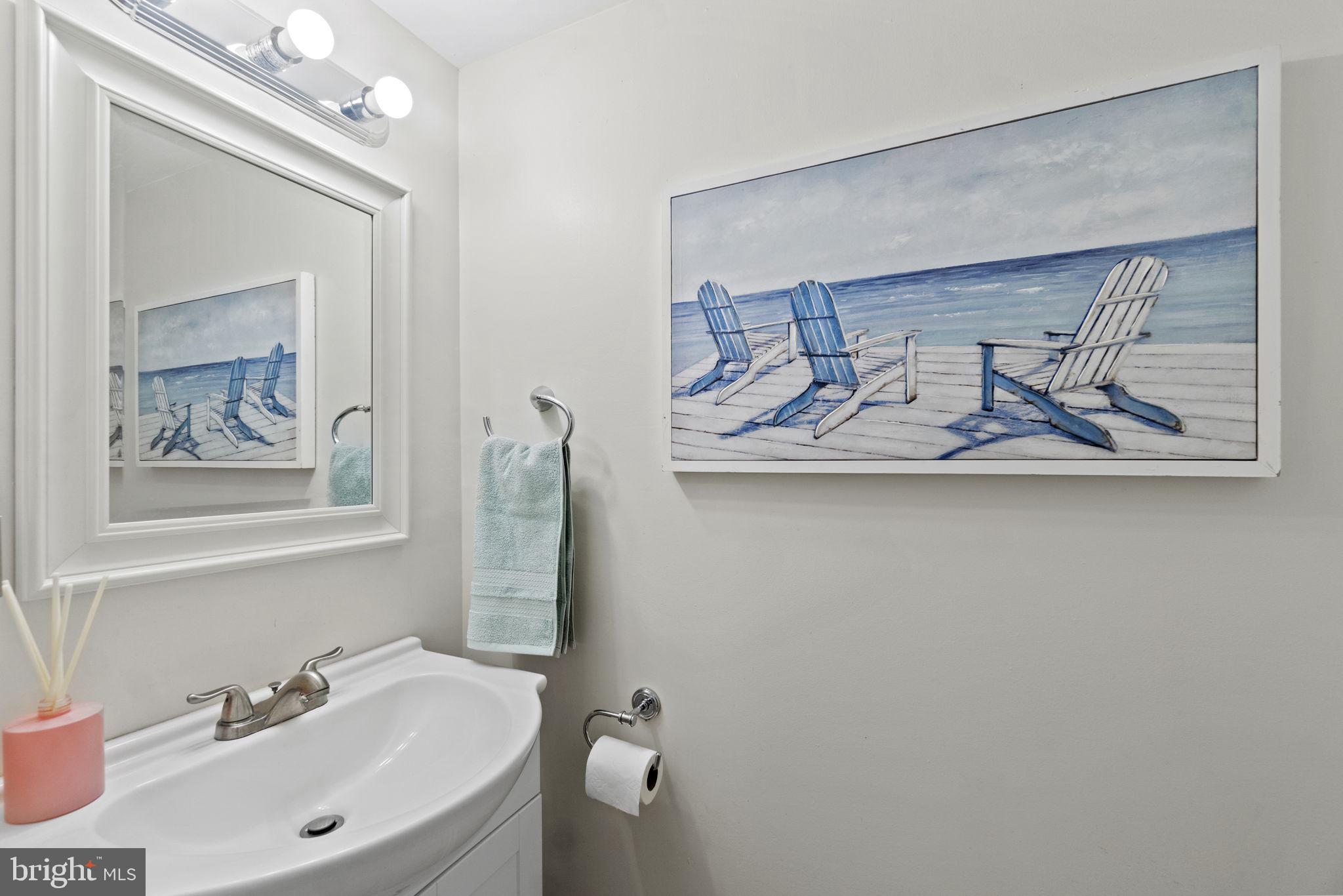 WHISPERING WOODS - Residential