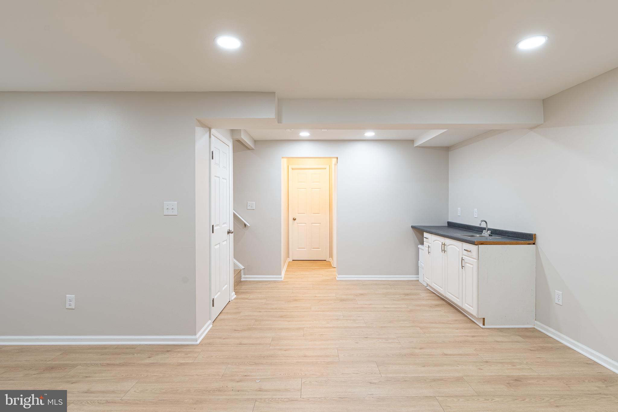 PLEASANT HILLS - Residential