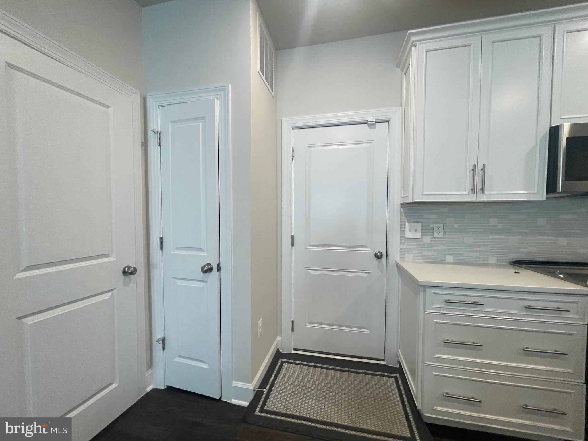 MOOREFIELD STATION - Residential Lease