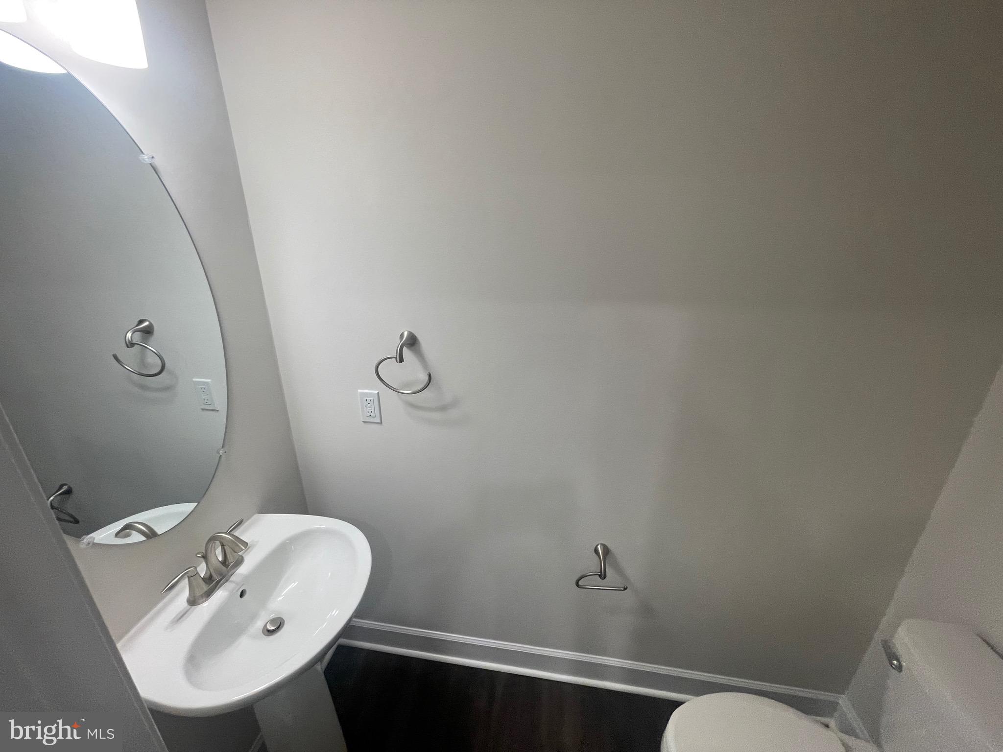 MOOREFIELD STATION - Residential Lease