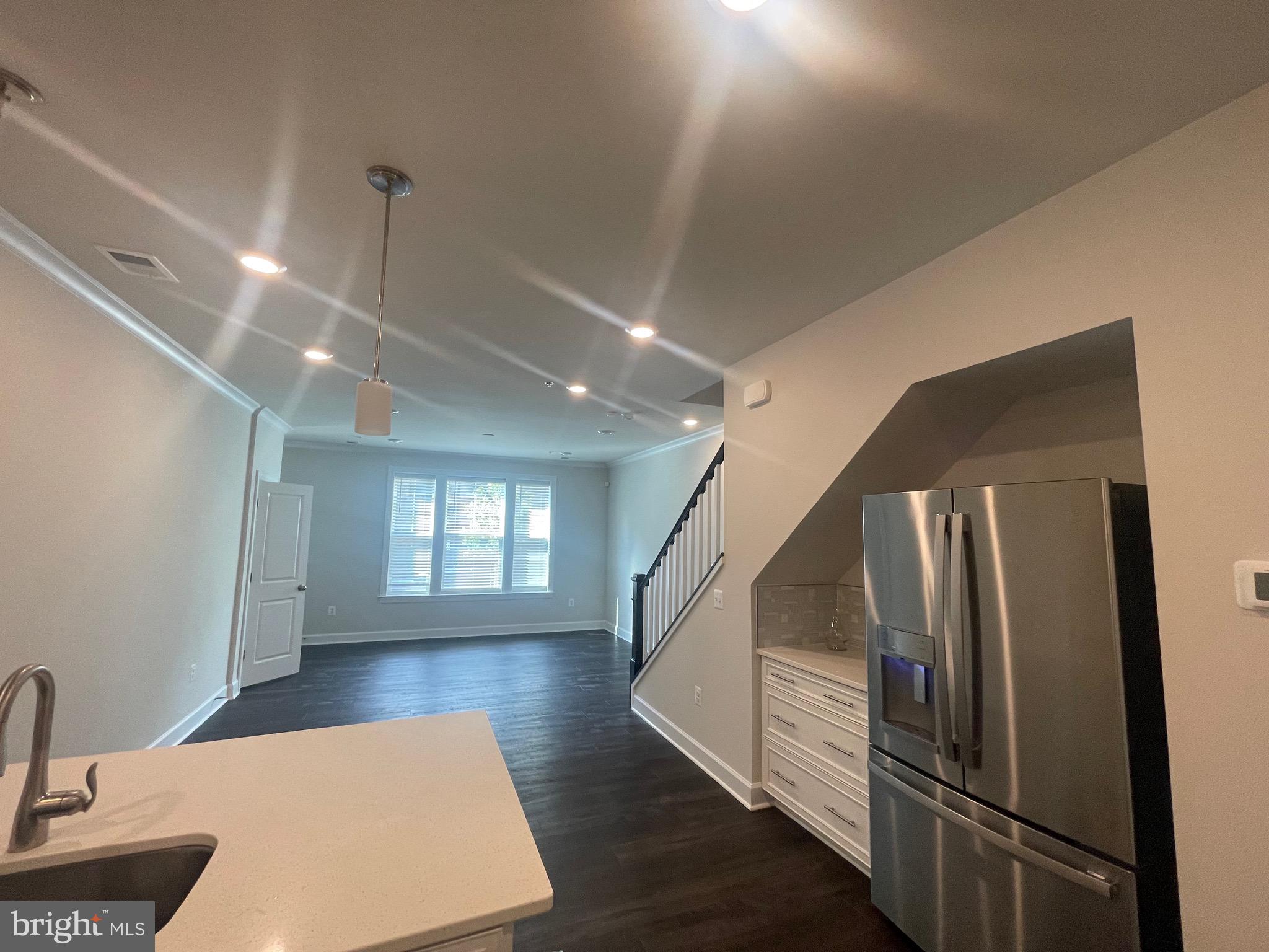 MOOREFIELD STATION - Residential Lease