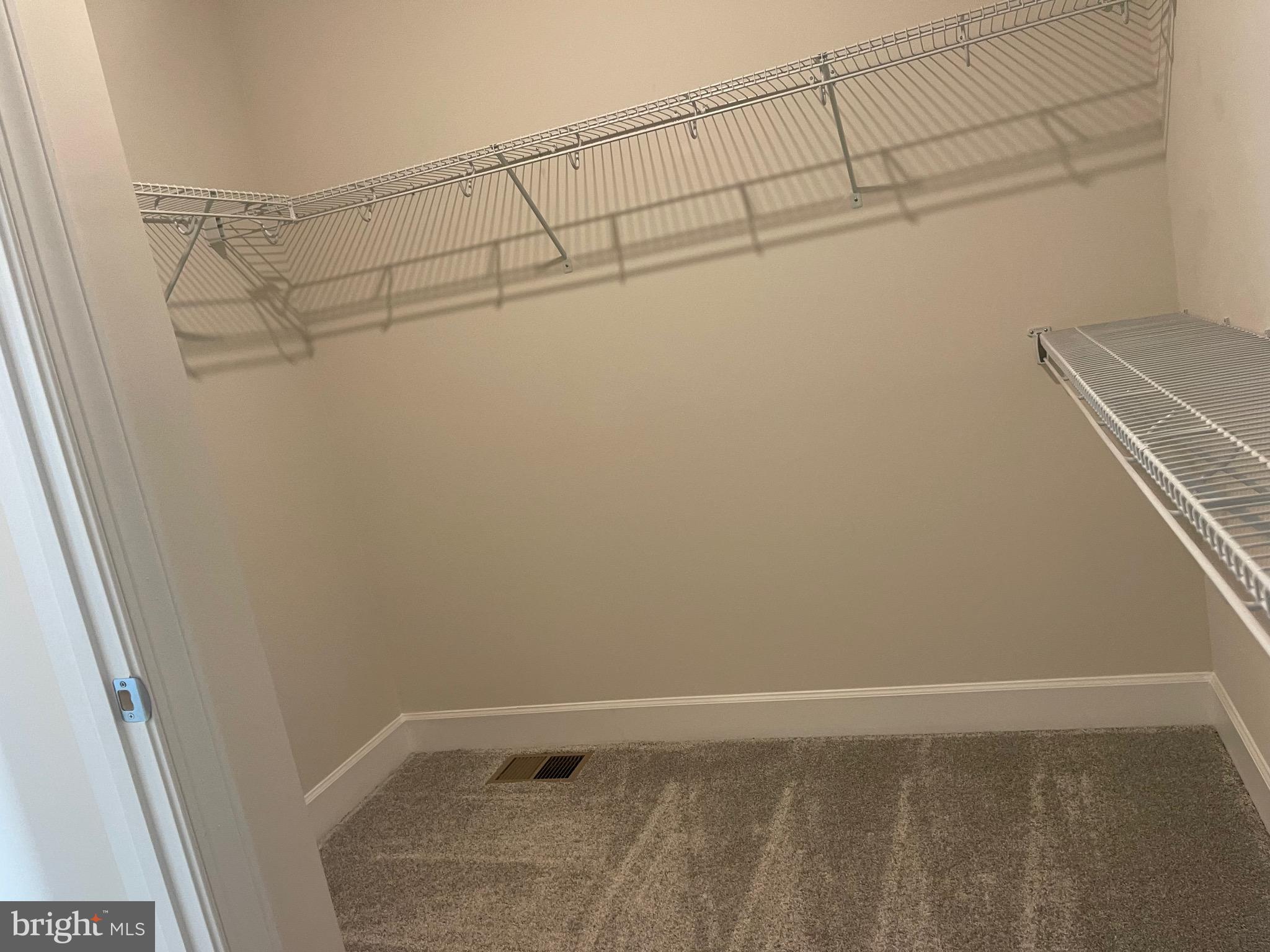 MOOREFIELD STATION - Residential Lease