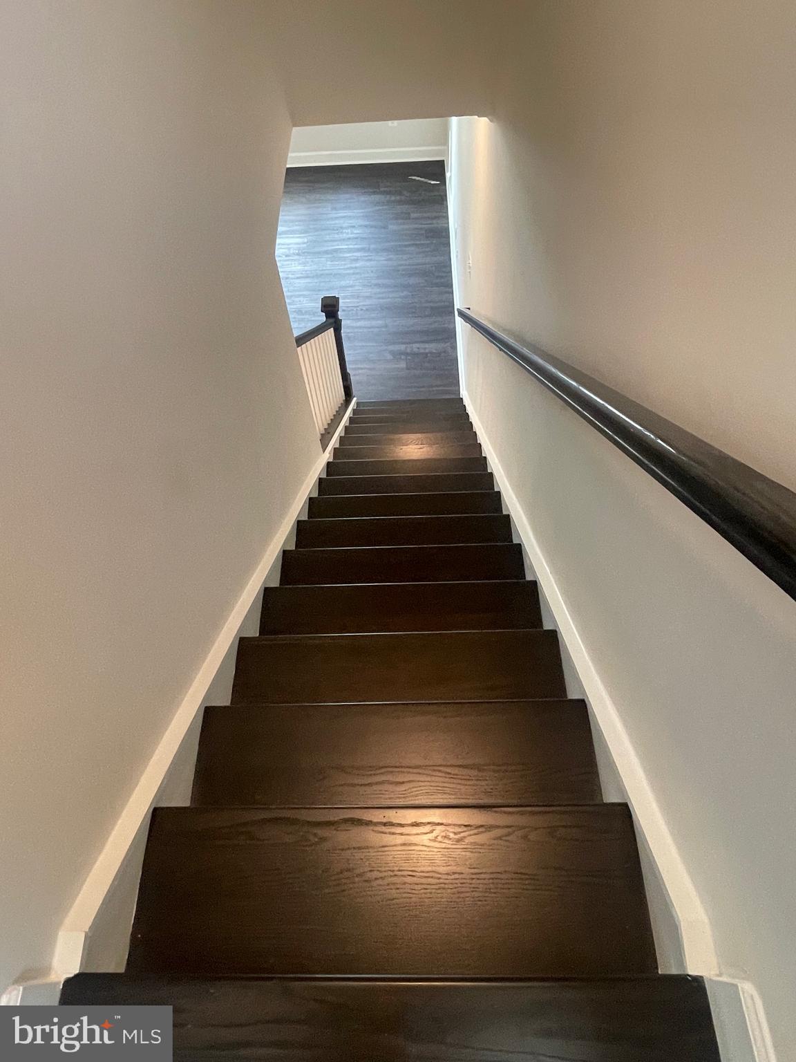 MOOREFIELD STATION - Residential Lease