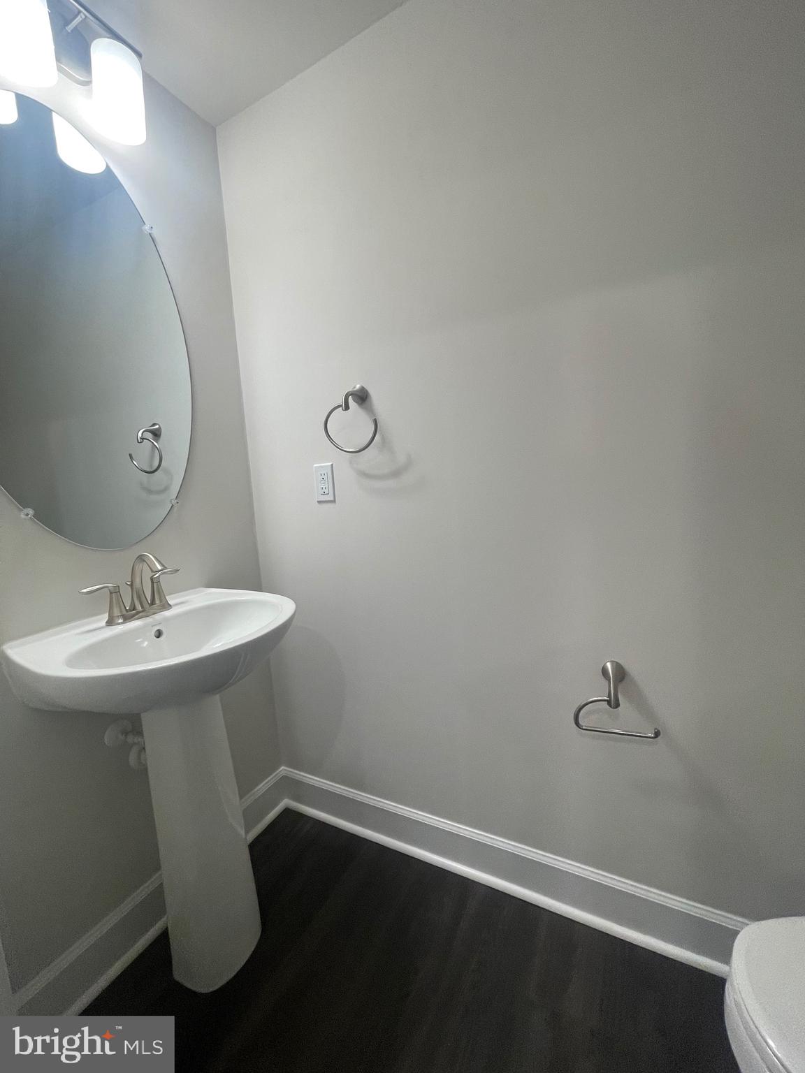 MOOREFIELD STATION - Residential Lease