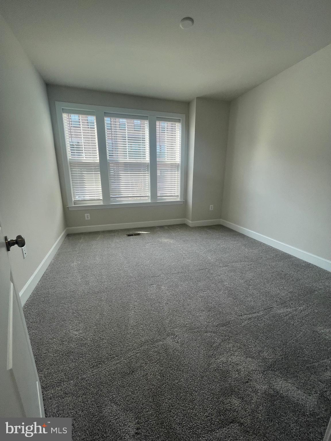 MOOREFIELD STATION - Residential Lease