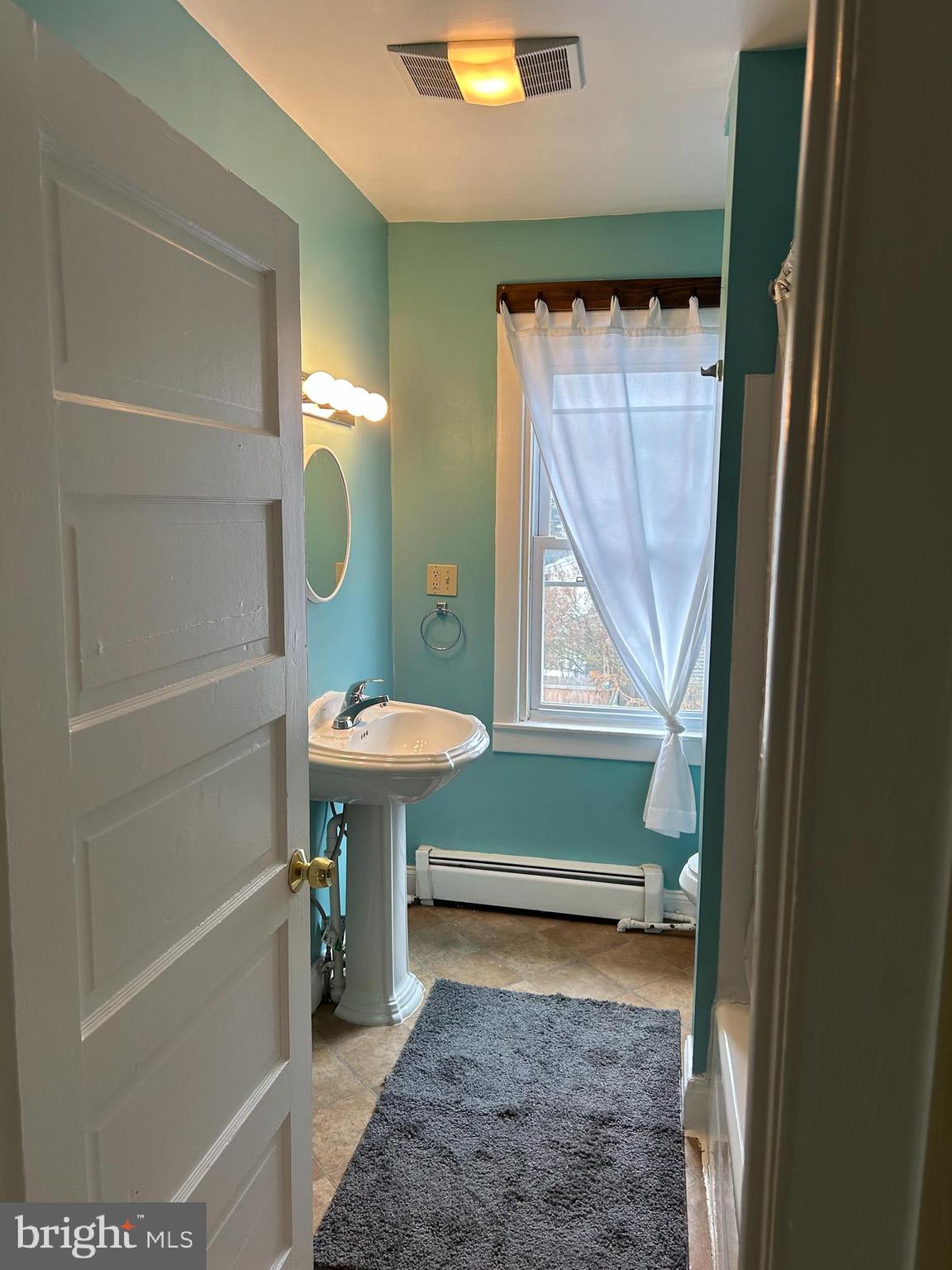 LANSDALE - Residential