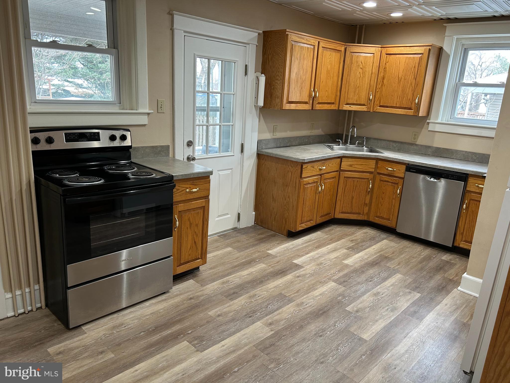 LANSDALE - Residential