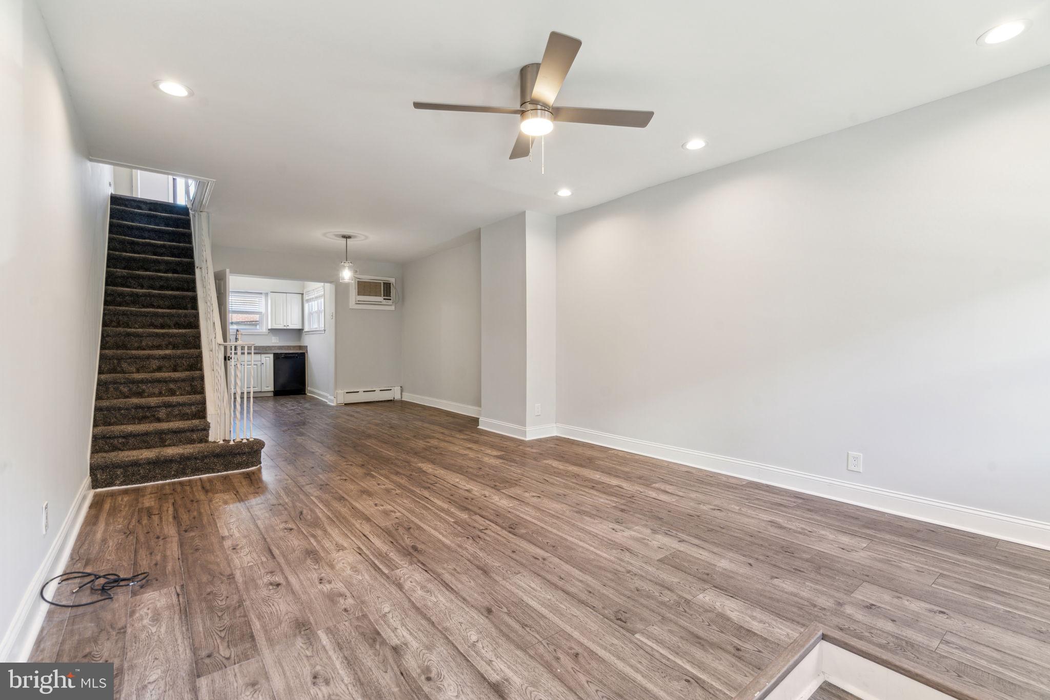 MARCONI PARK EAST - Residential