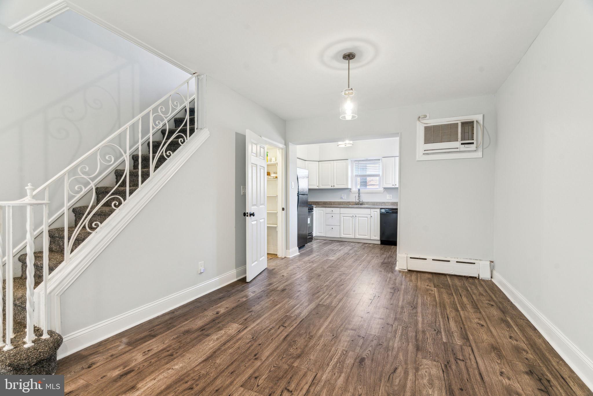 MARCONI PARK EAST - Residential