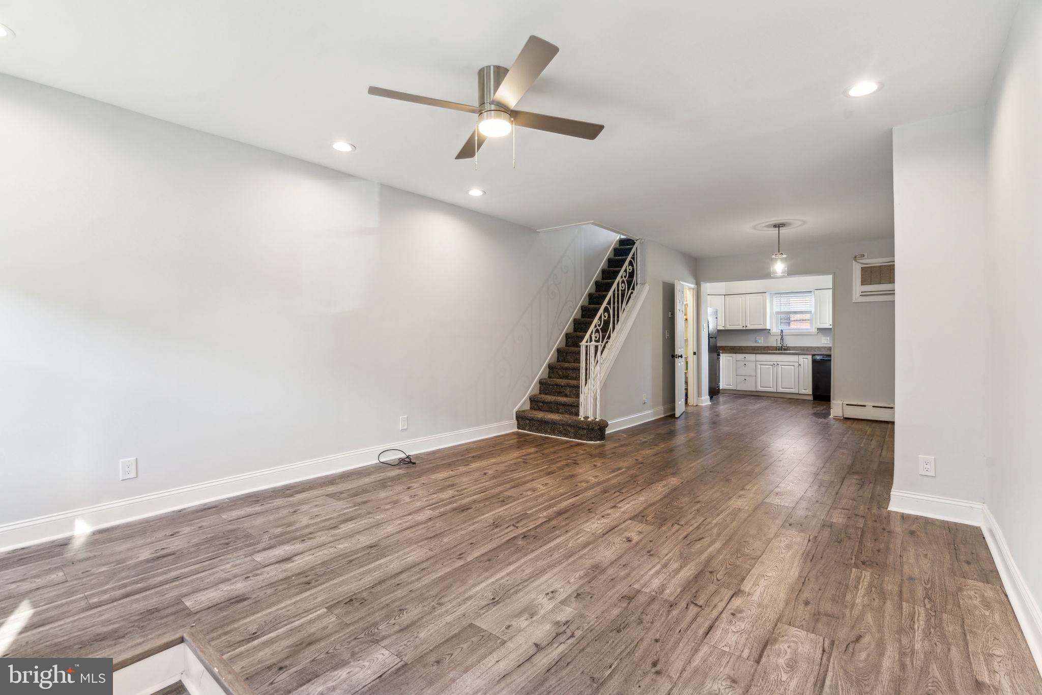 MARCONI PARK EAST - Residential