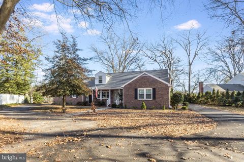 9820 N SHORE DRIVE SEAFORD DE 19973