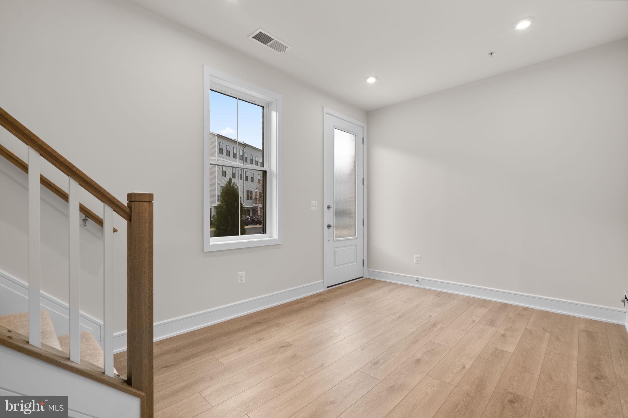 DEMOTT & SILVER - Residential