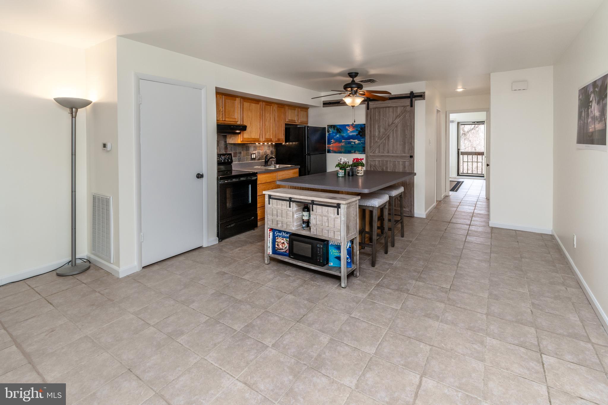 VILLAGE II - Residential