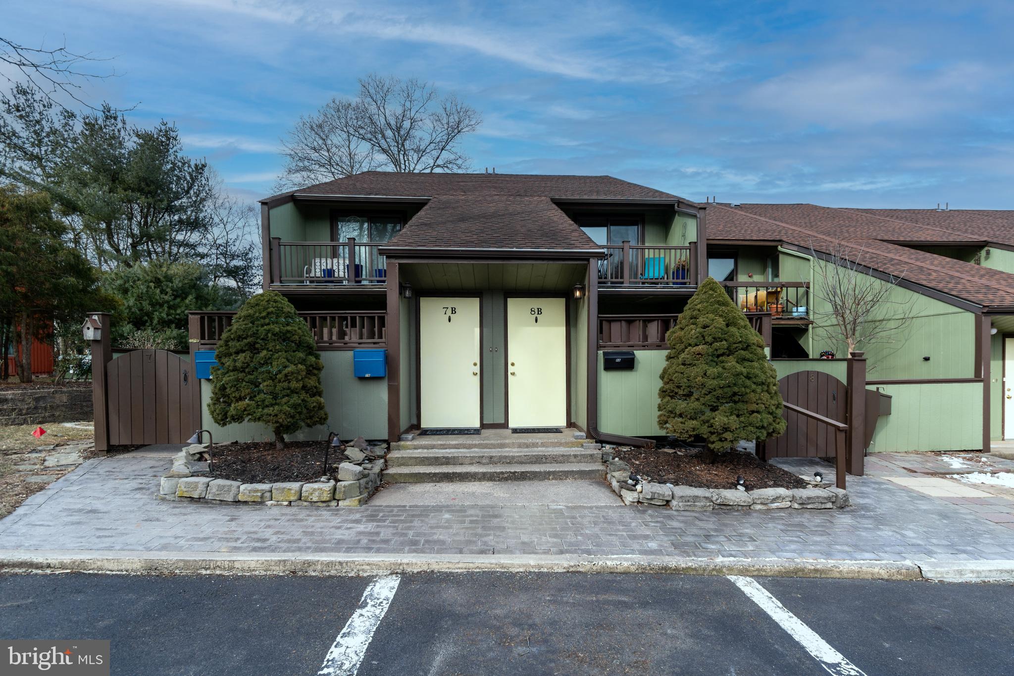 VILLAGE II - Residential