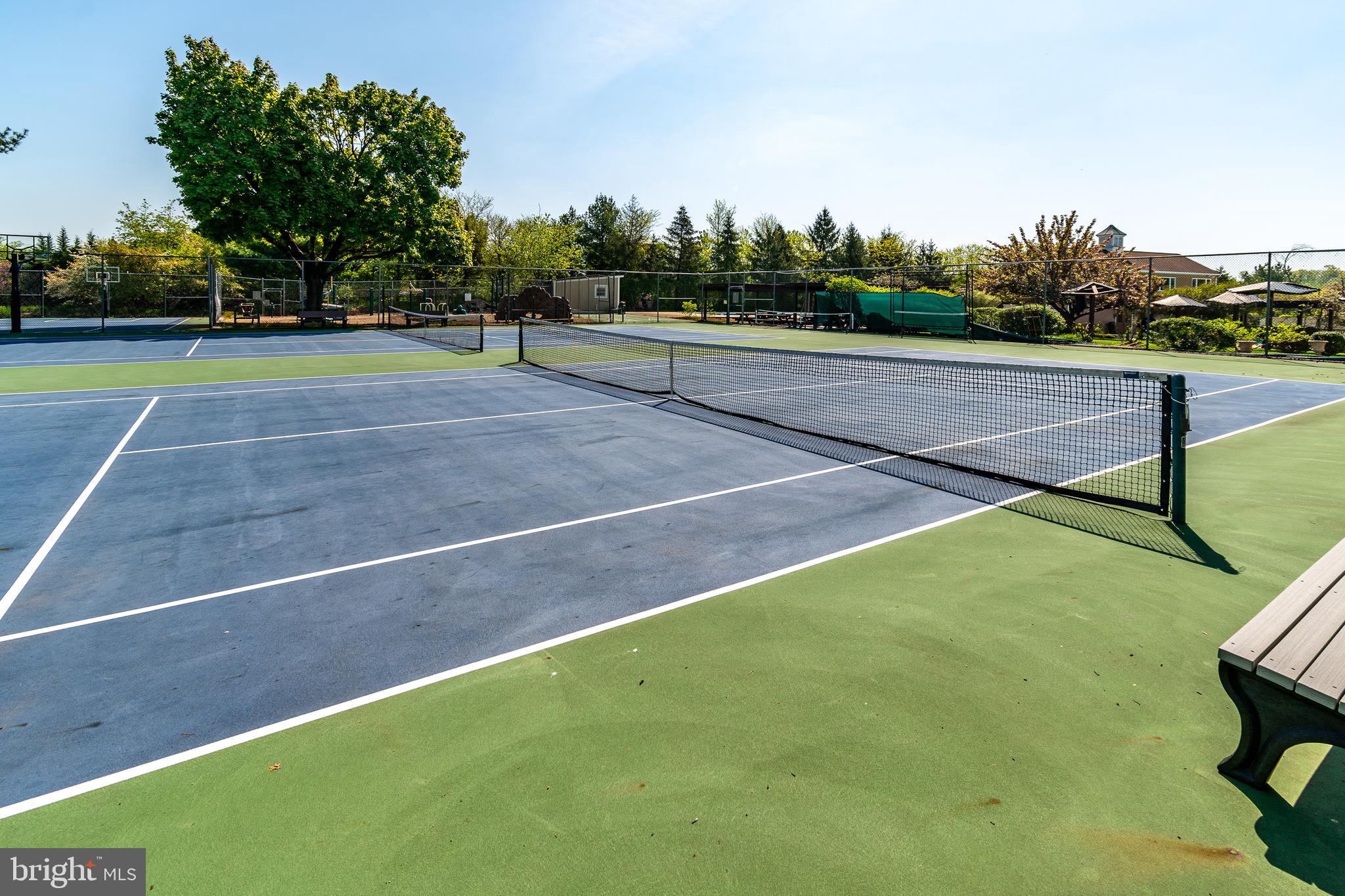 VILLAGE II - Residential