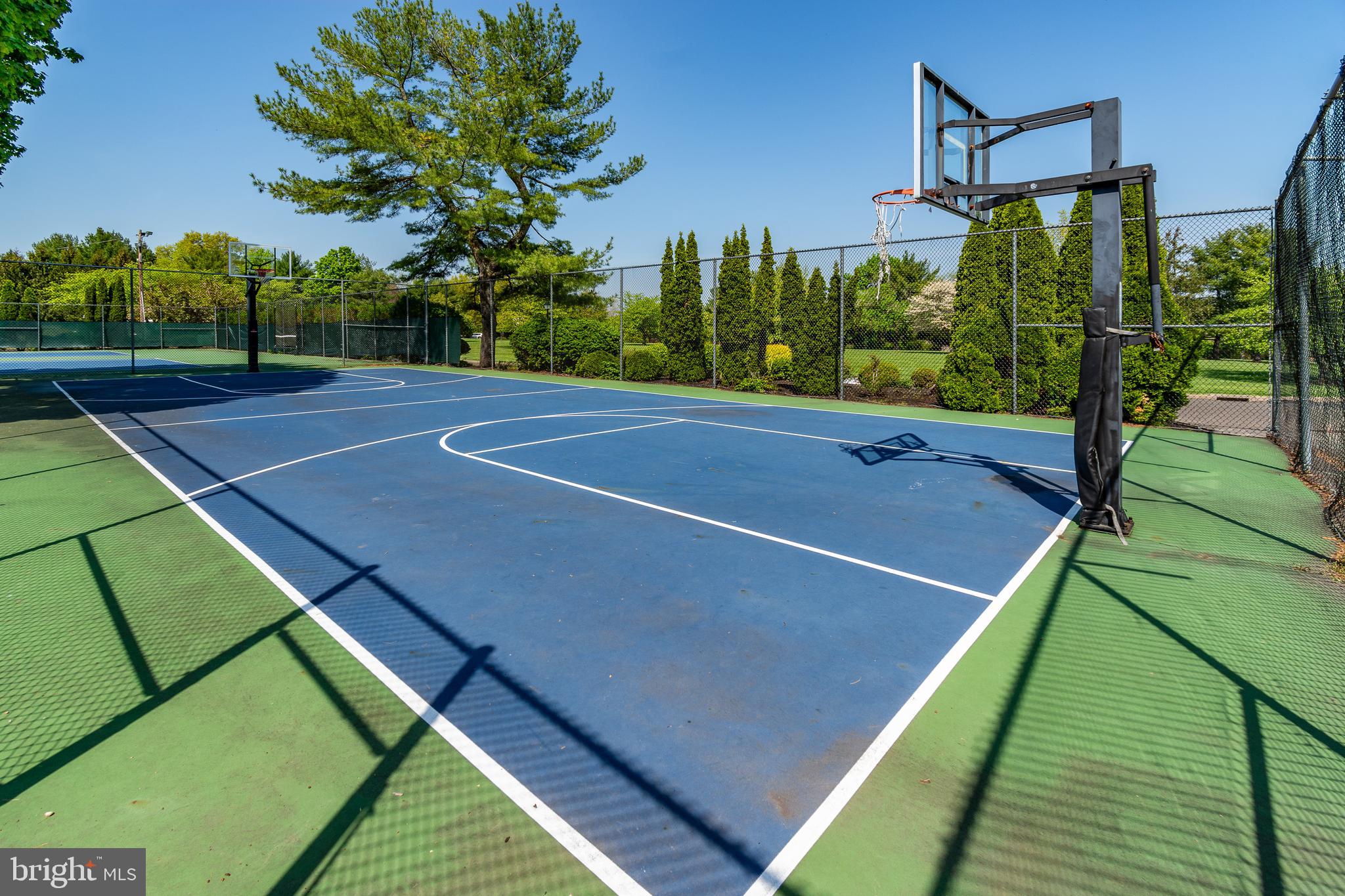 VILLAGE II - Residential