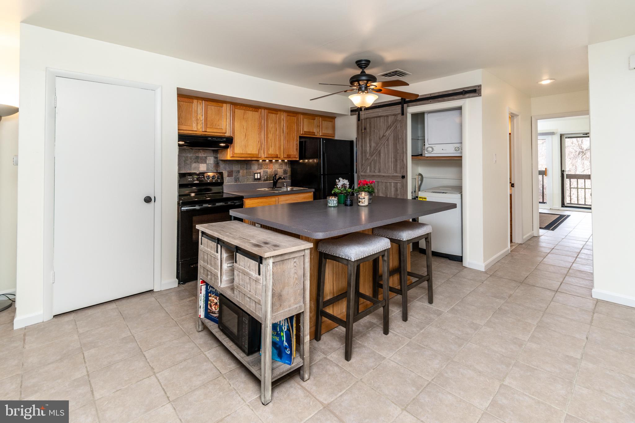 VILLAGE II - Residential