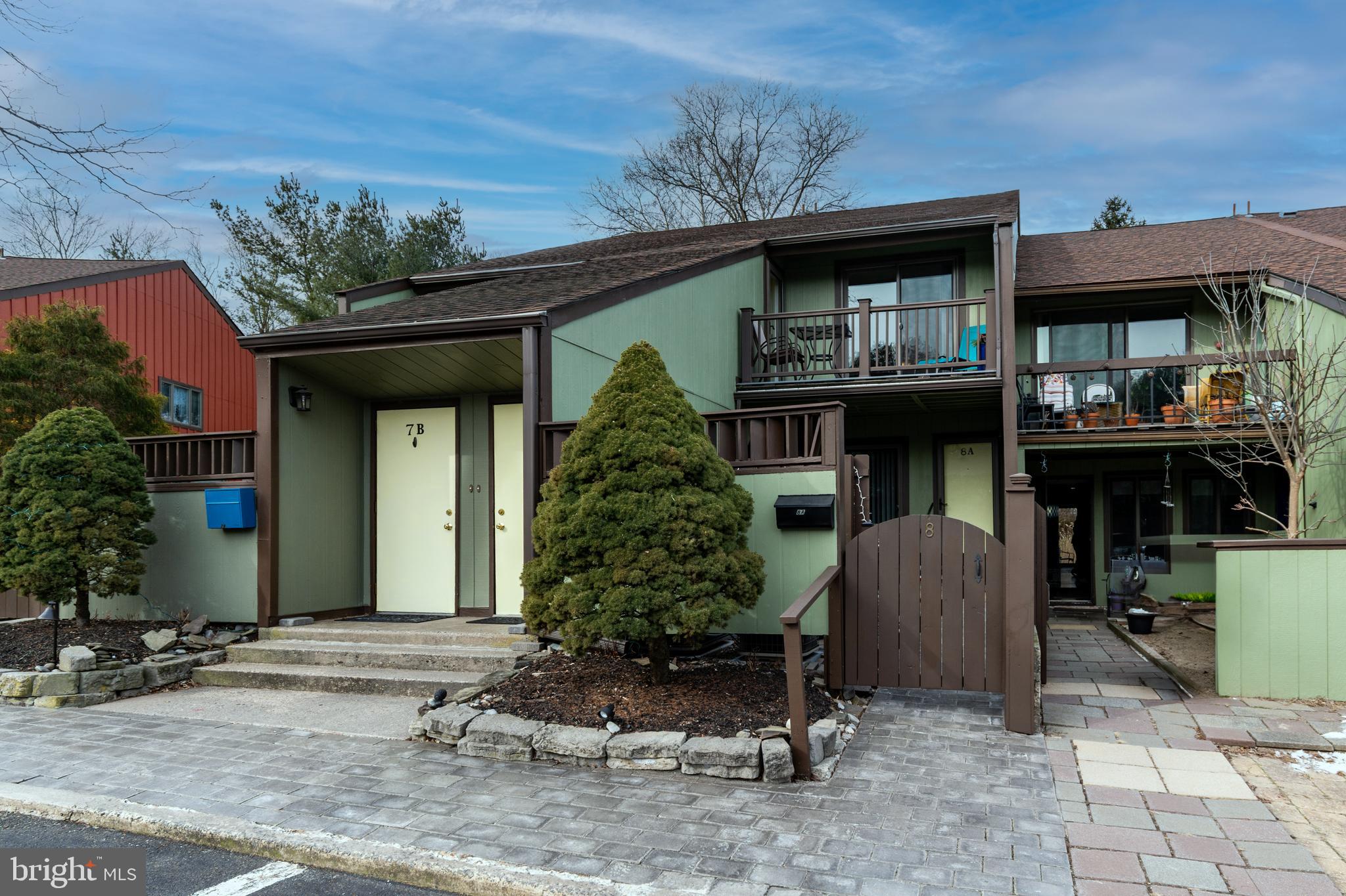 VILLAGE II - Residential