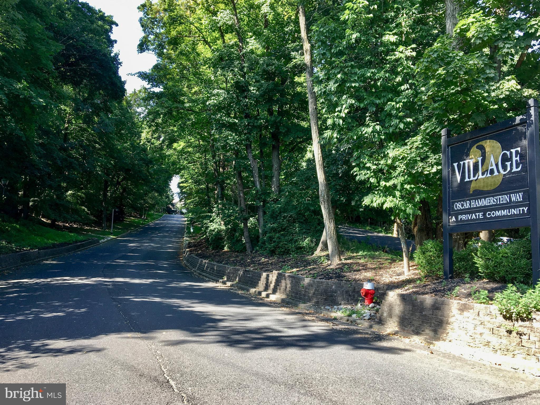 VILLAGE II - Residential