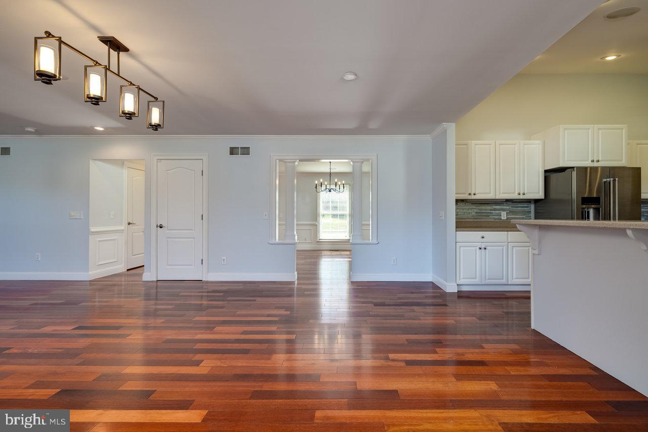 BARRINGTON - Residential