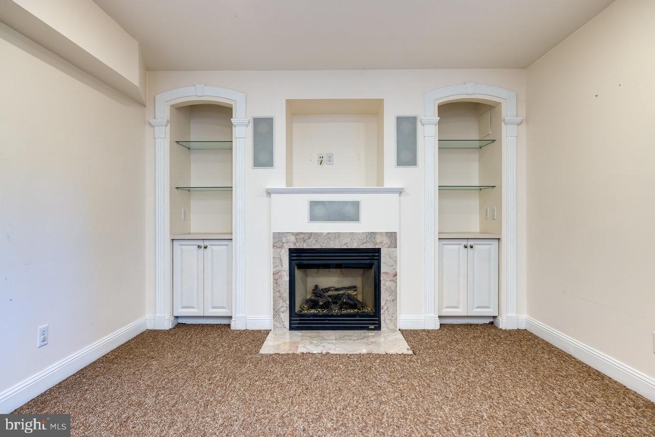 BARRINGTON - Residential