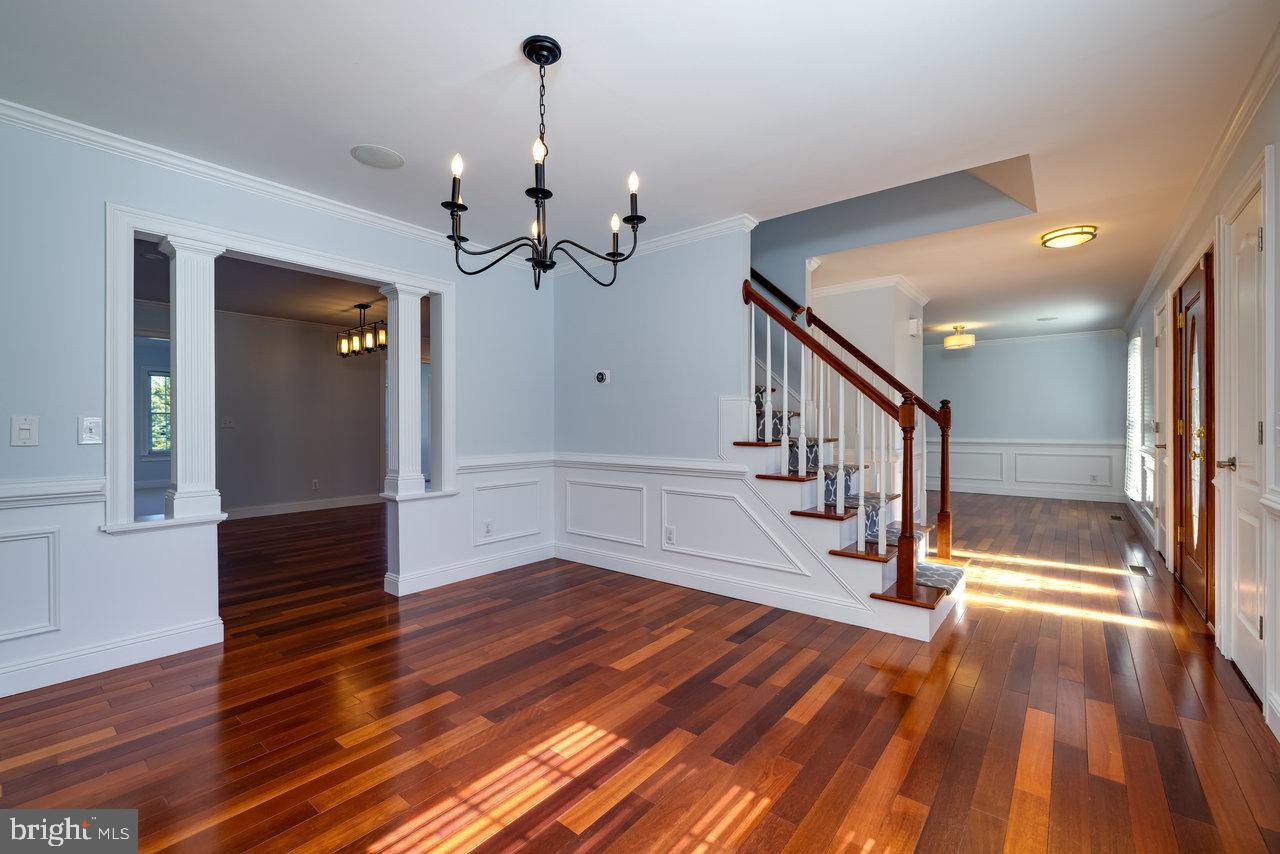 BARRINGTON - Residential