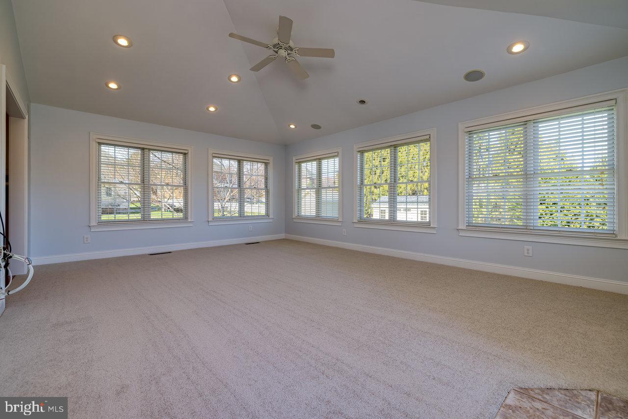 BARRINGTON - Residential