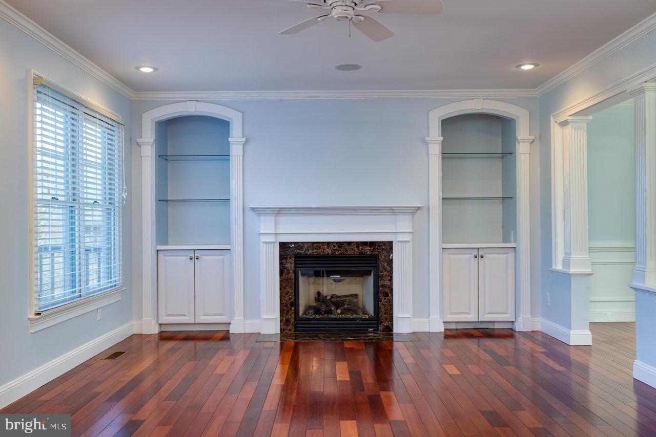 BARRINGTON - Residential