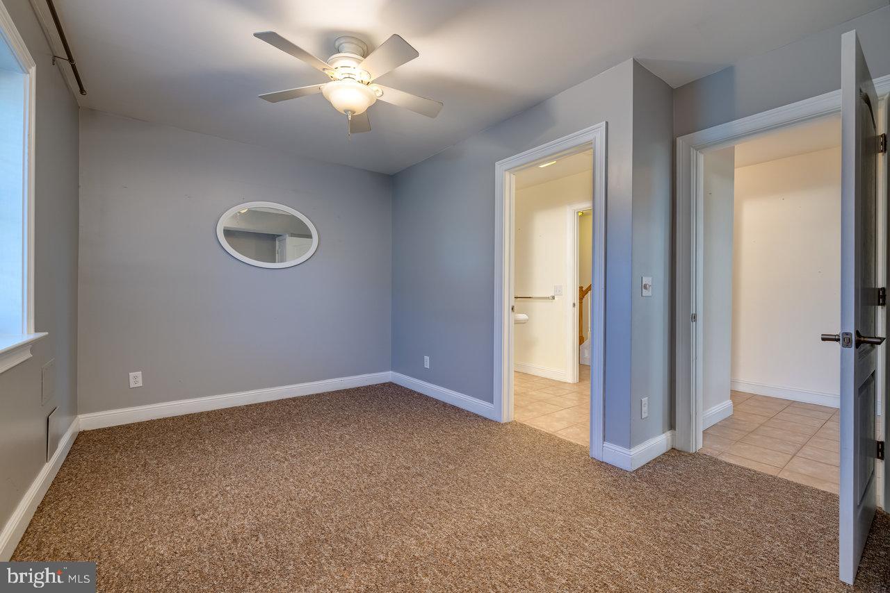 BARRINGTON - Residential