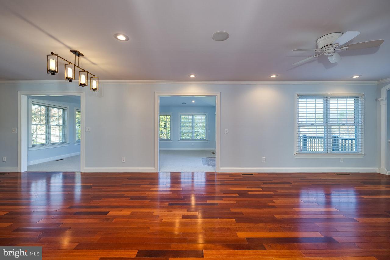 BARRINGTON - Residential