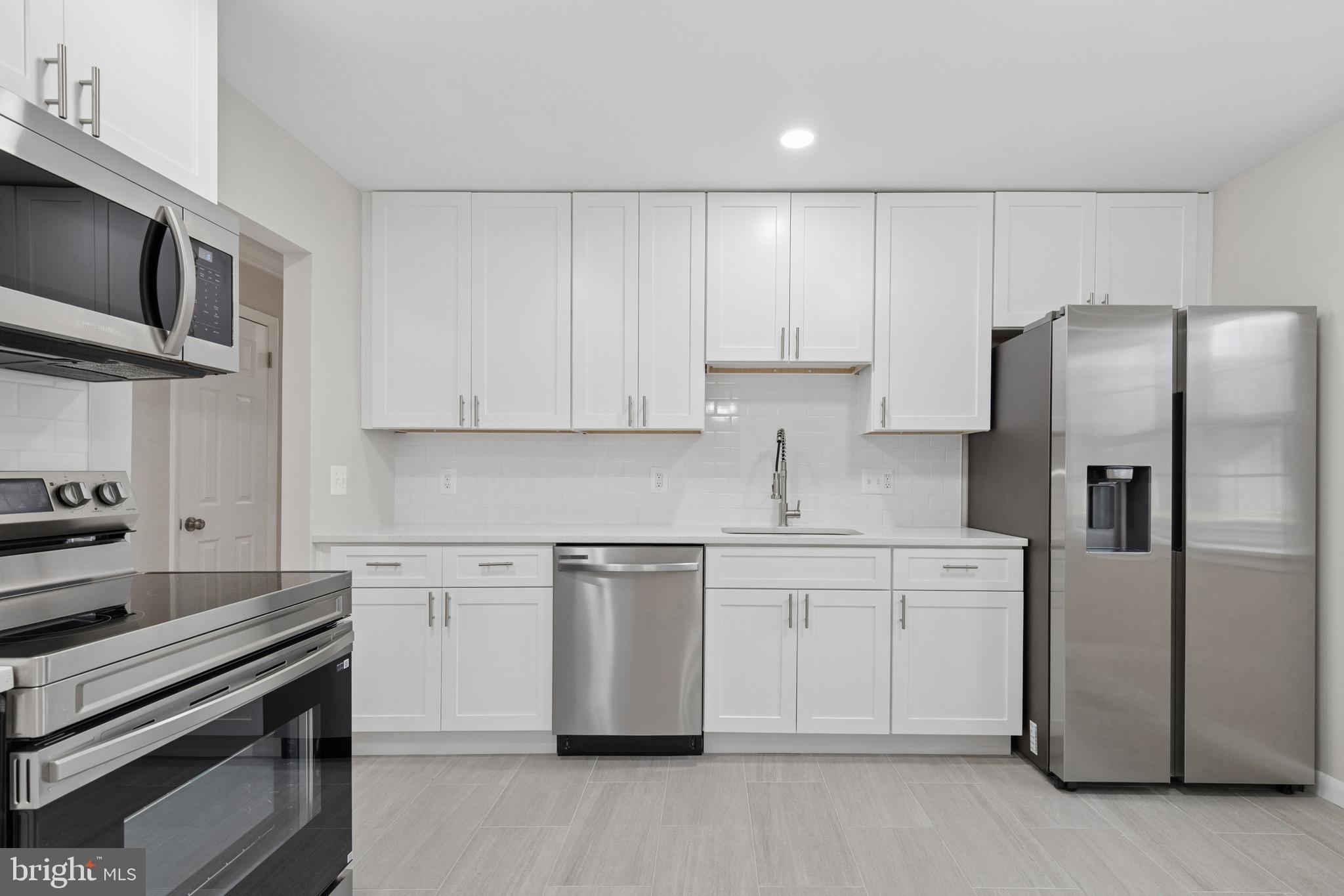 FORT WASHINGTON - Residential