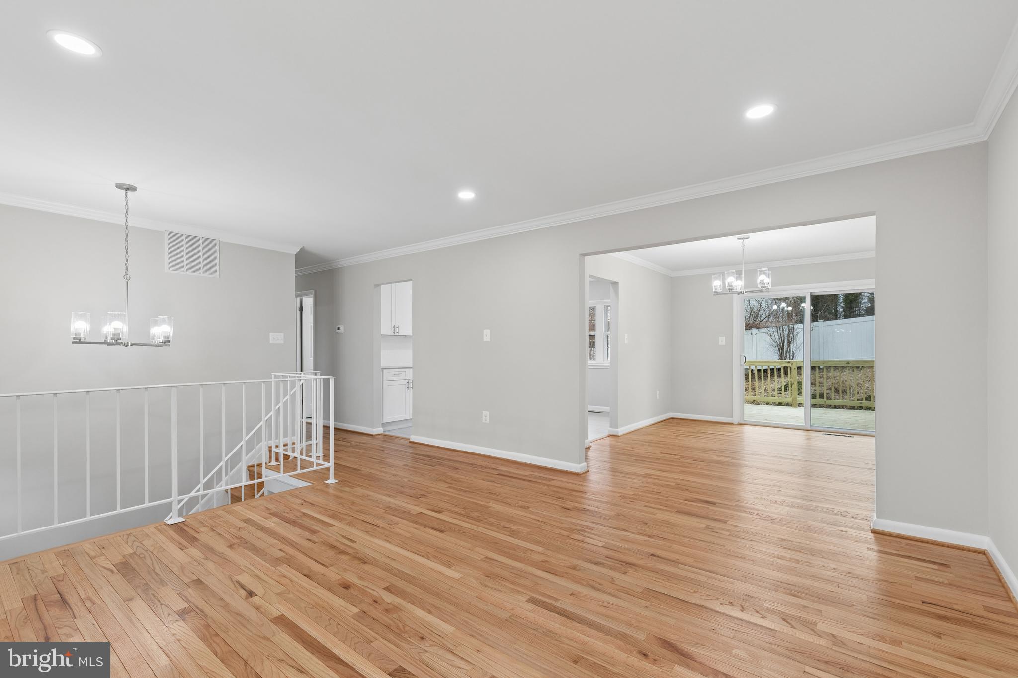 FORT WASHINGTON - Residential