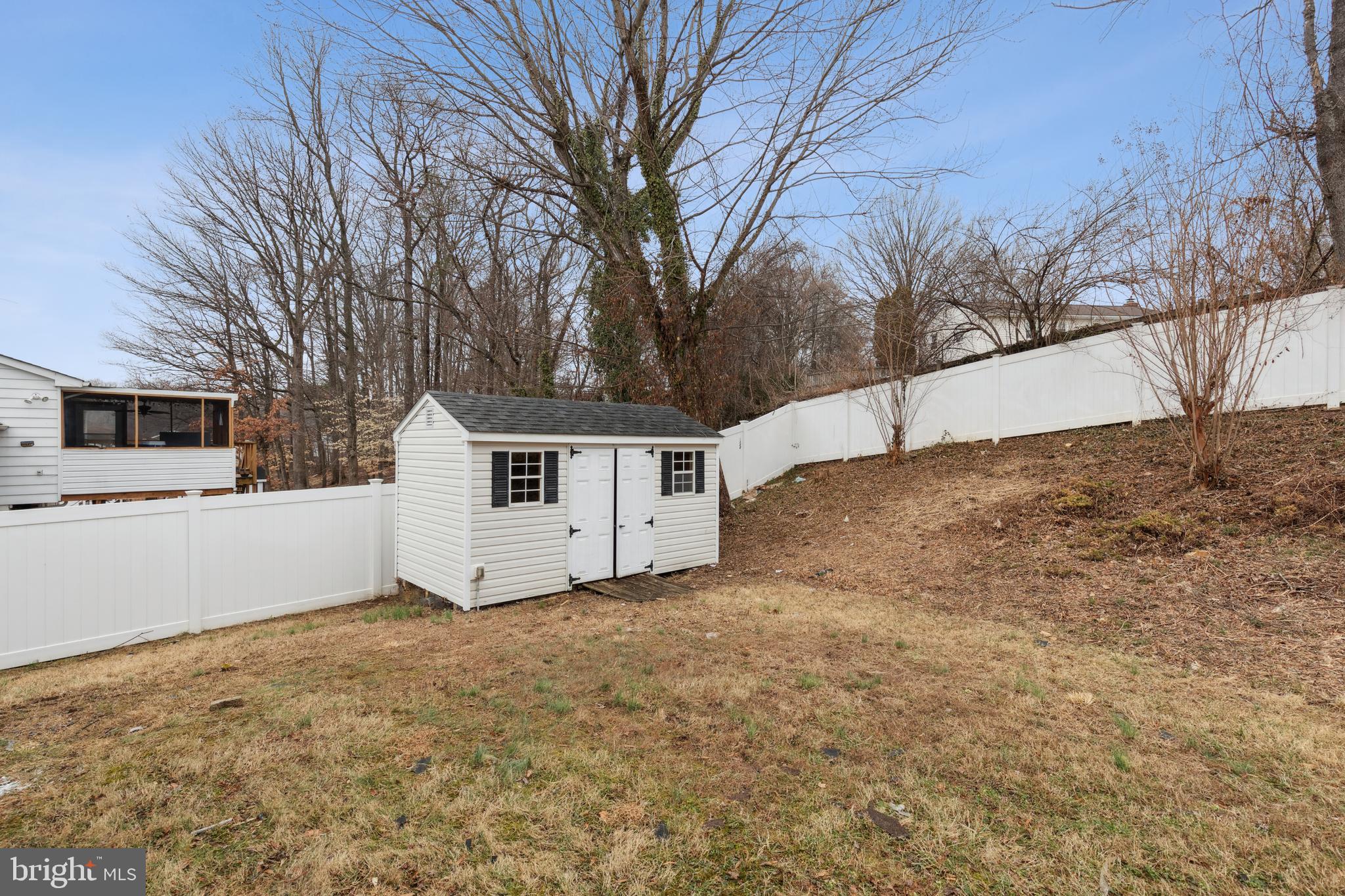 FORT WASHINGTON - Residential