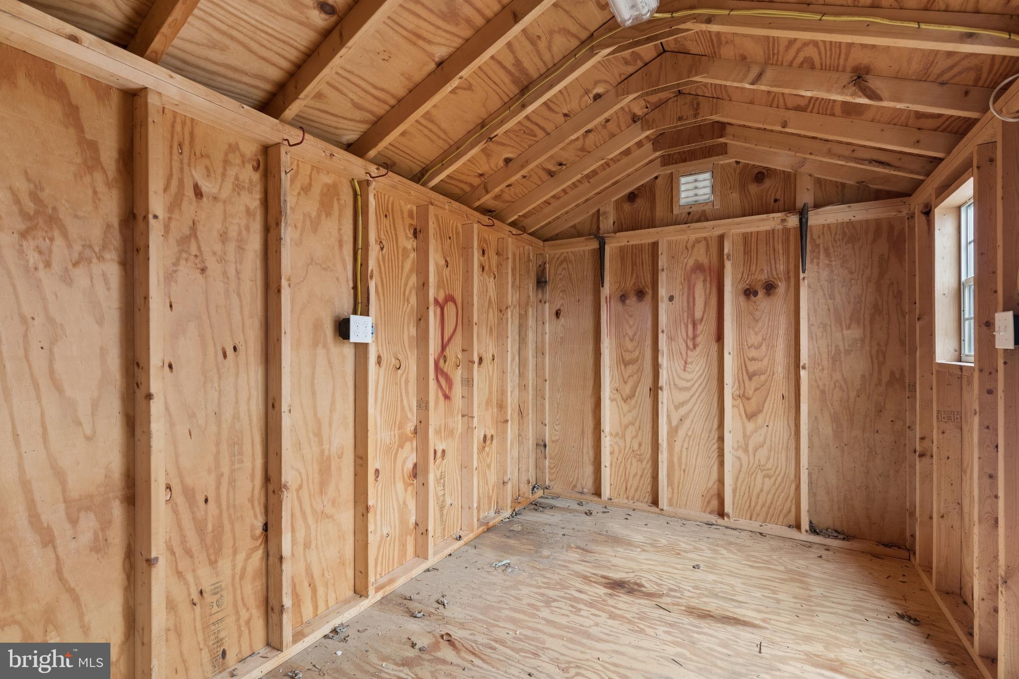 FORT WASHINGTON - Residential