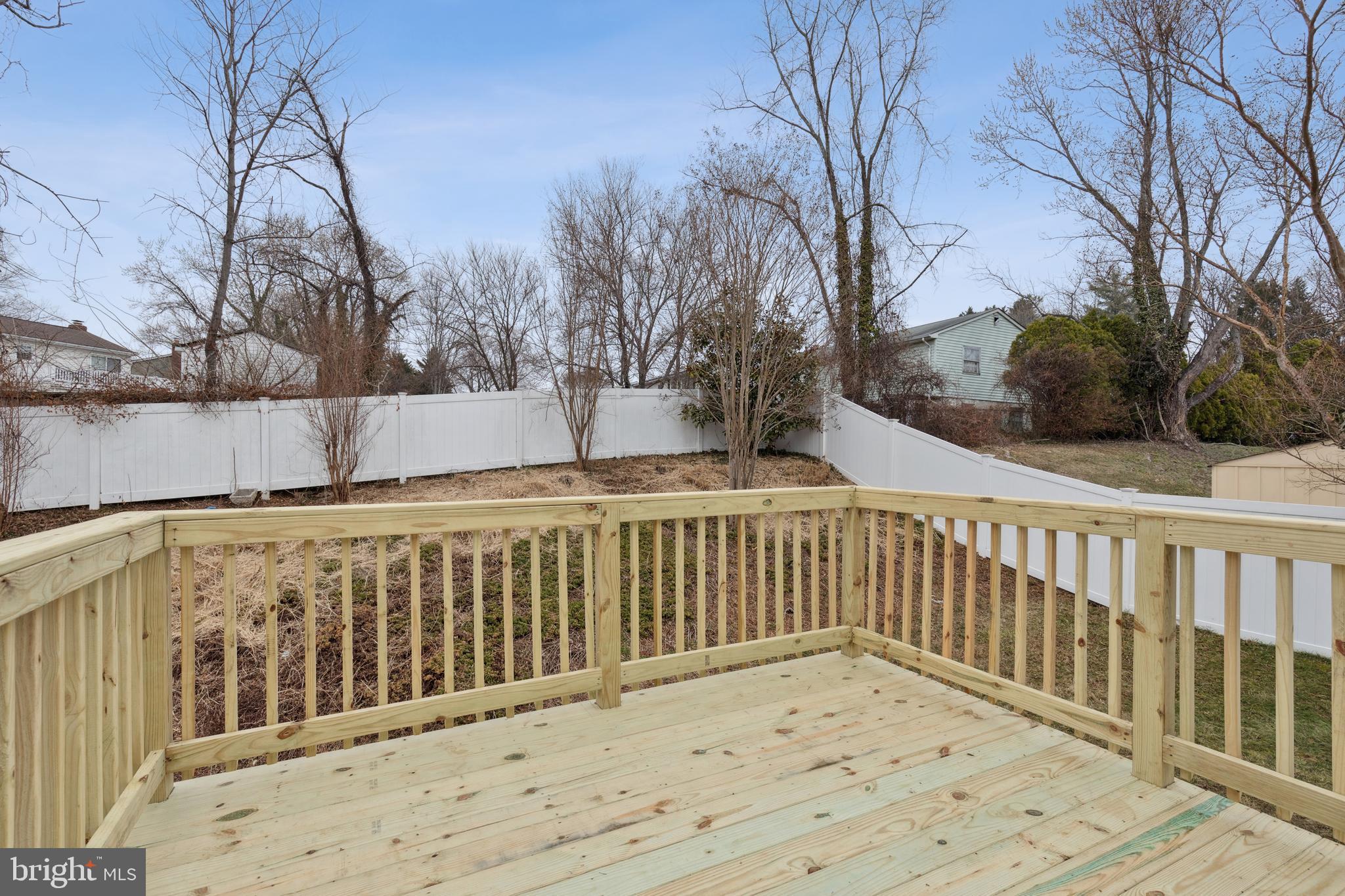 FORT WASHINGTON - Residential