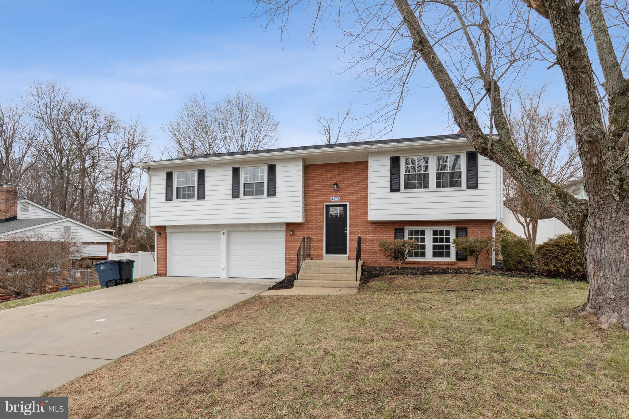 FORT WASHINGTON - Residential