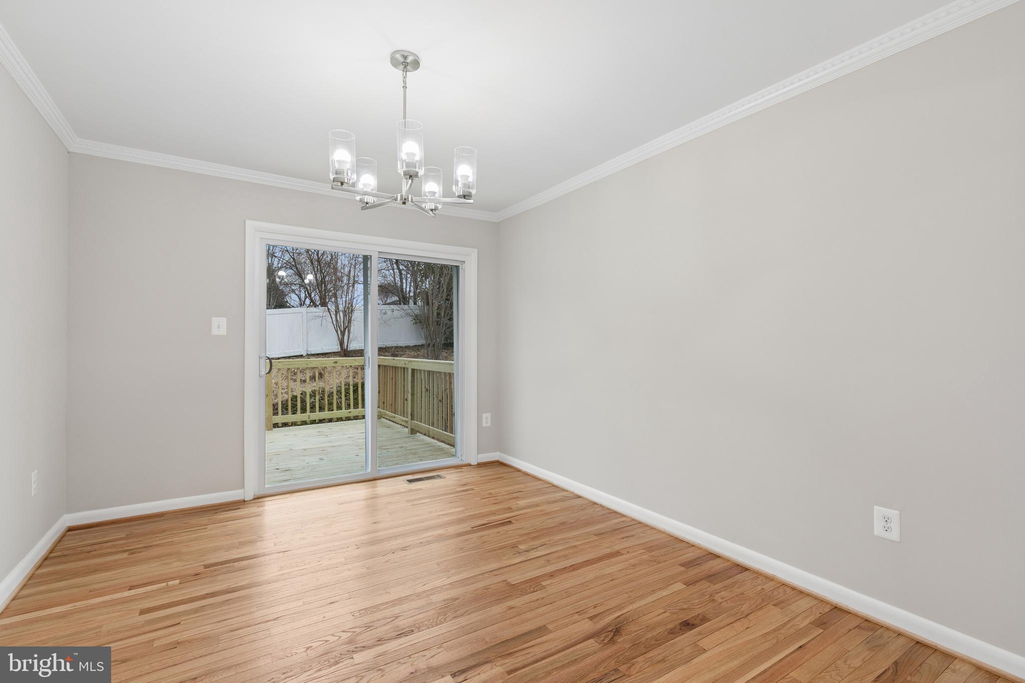 FORT WASHINGTON - Residential