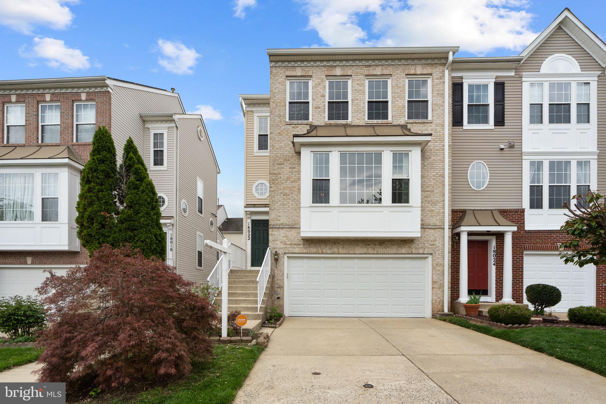 KINGSVIEW VILLAGE - Residential